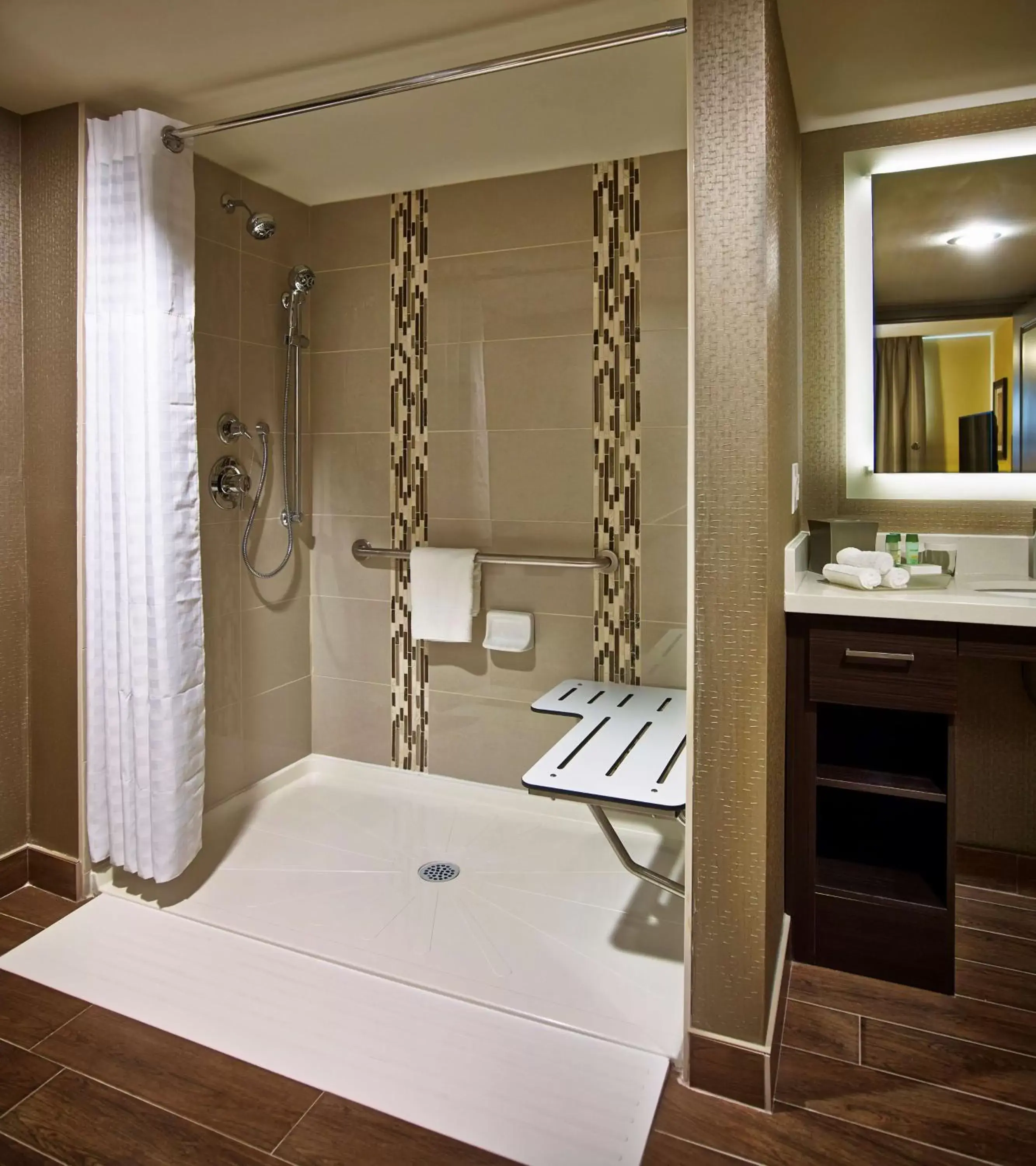 Bathroom in Homewood Suites by Hilton Hamilton