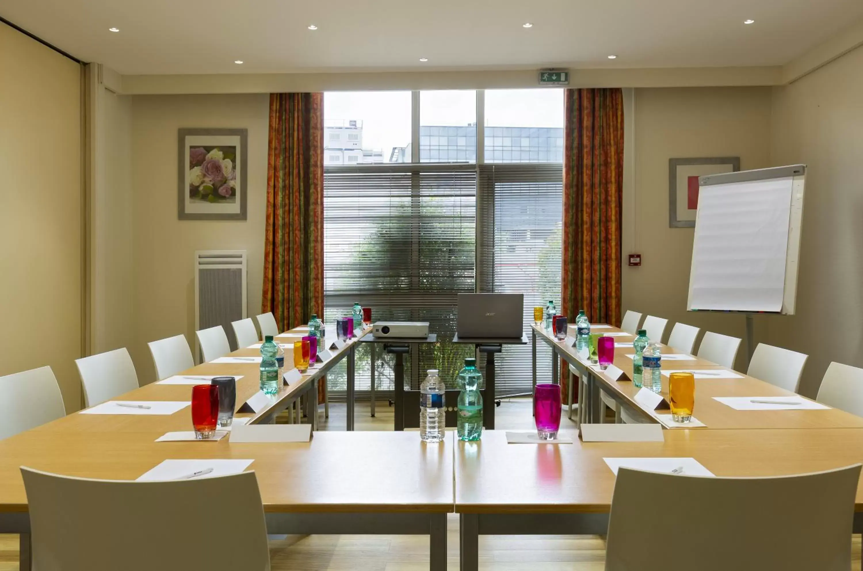 Meeting/conference room in Comfort Hotel Paris Porte d'Ivry