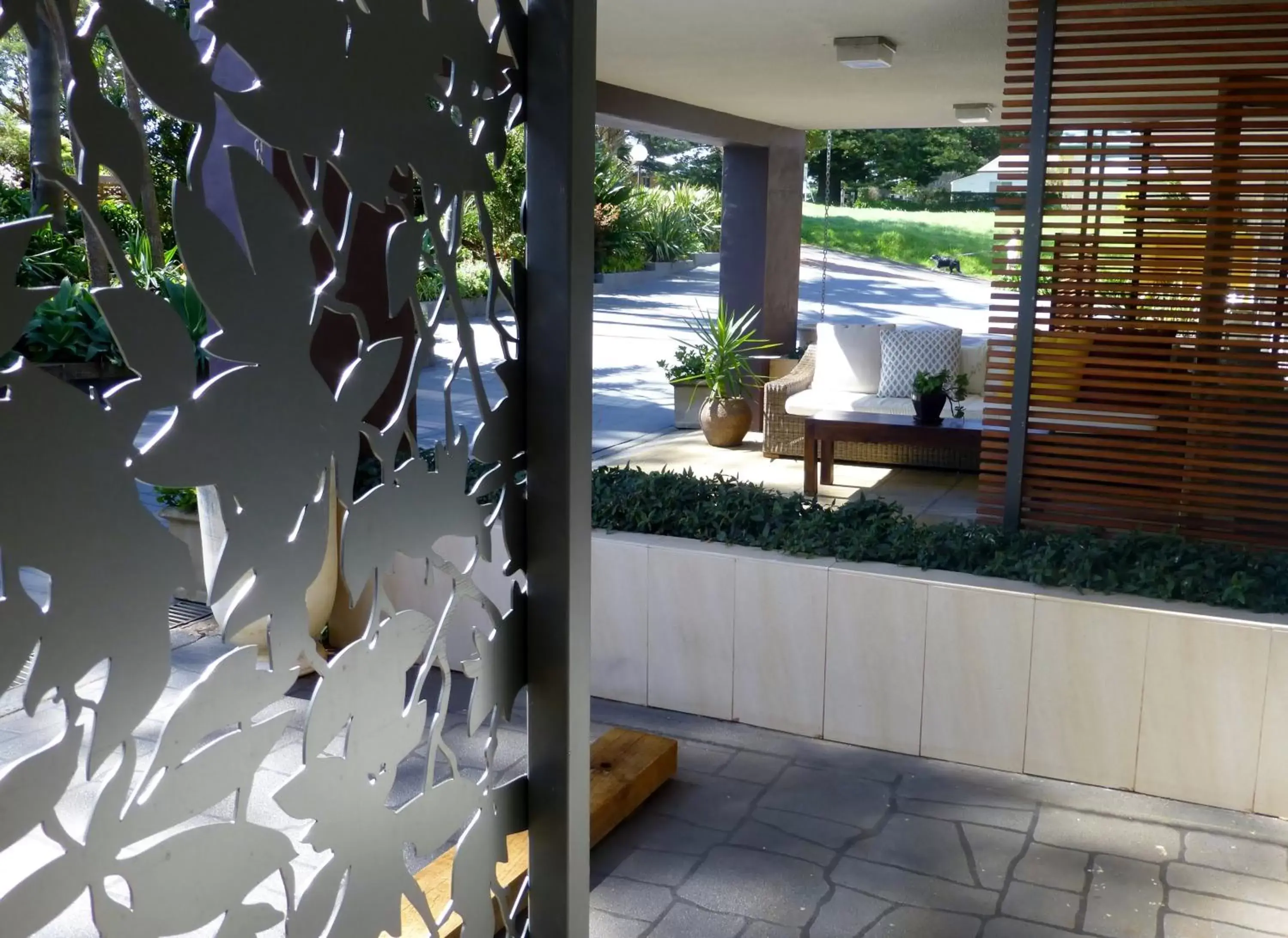 Lobby or reception in Park Ridge Retreat Lobby or reception in Park Ridge Retreat