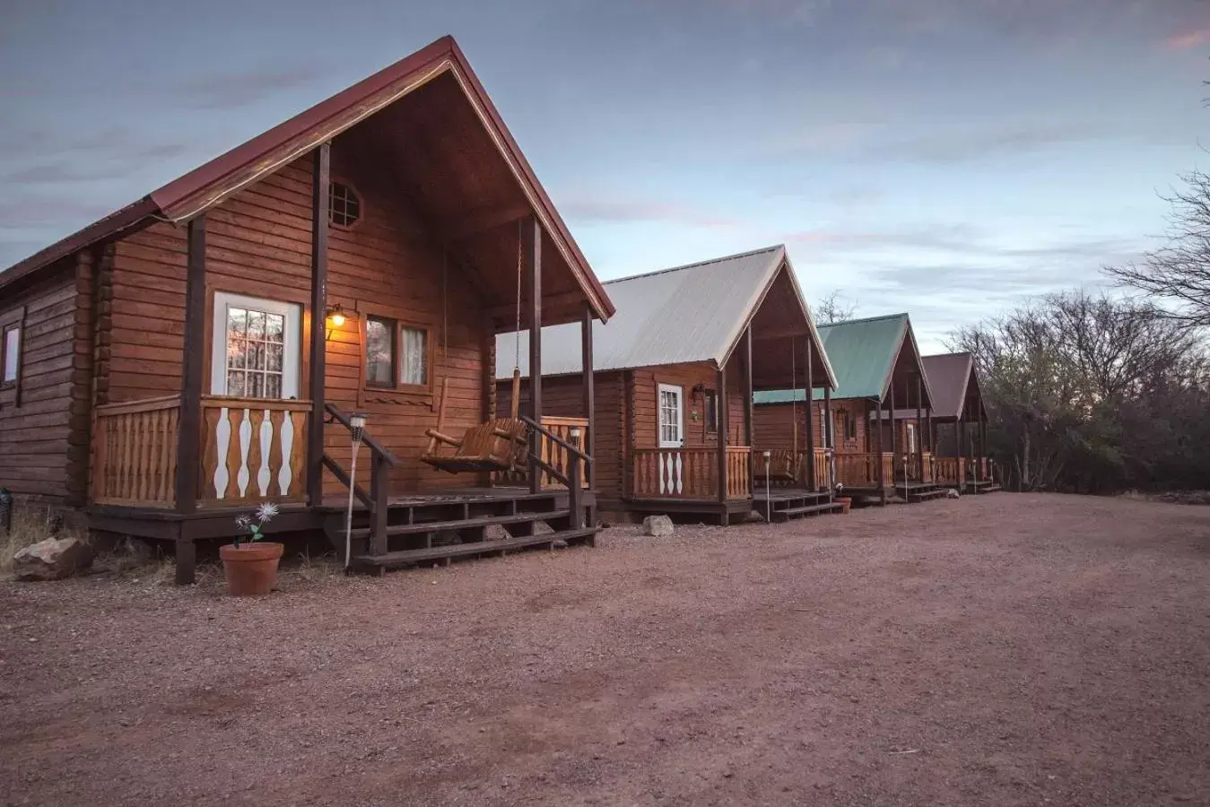 Facade/entrance, Property Building in Katie's Cozy Cabins