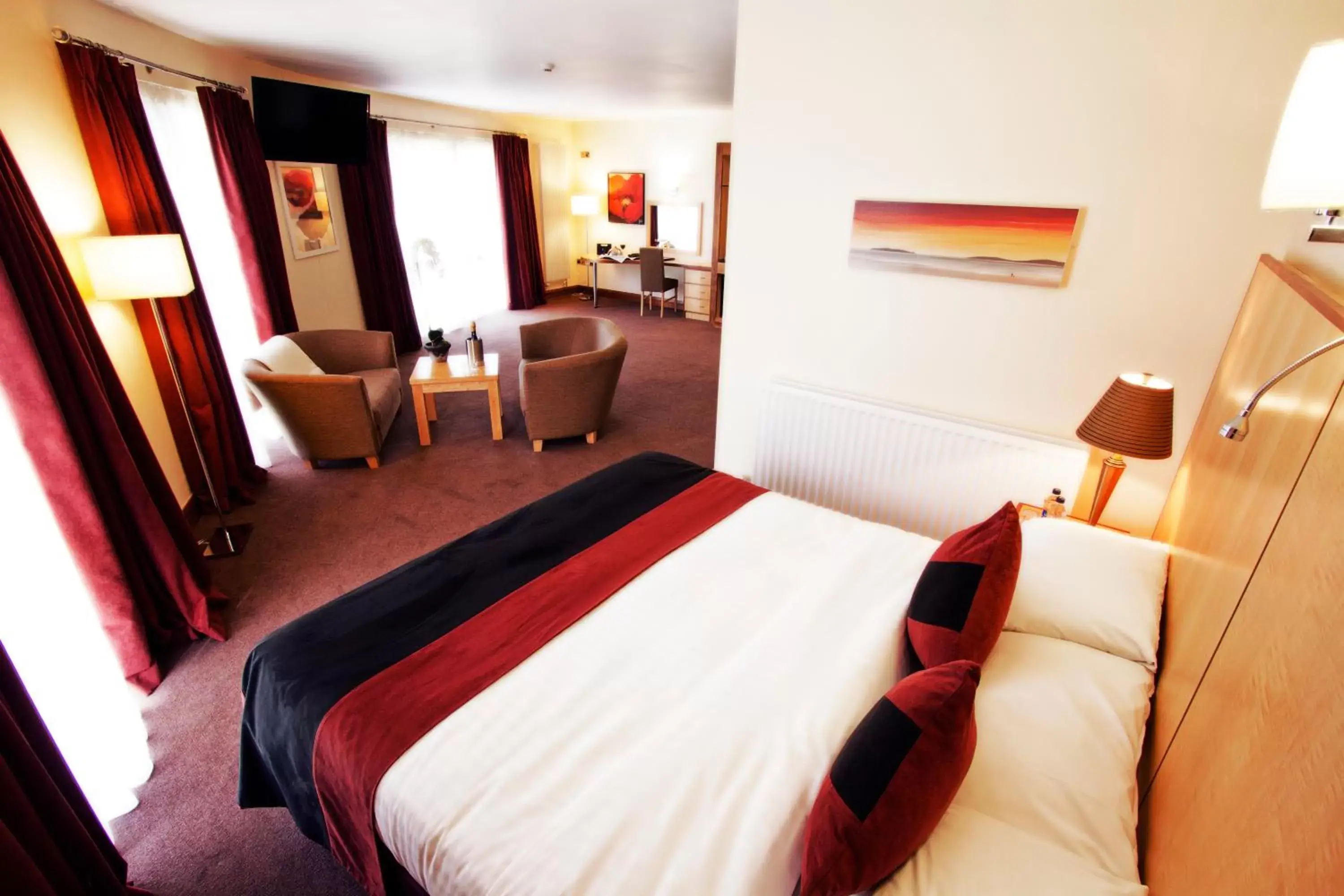 Bed in La Mon Hotel & Country Club Bed in La Mon Hotel & Country Club