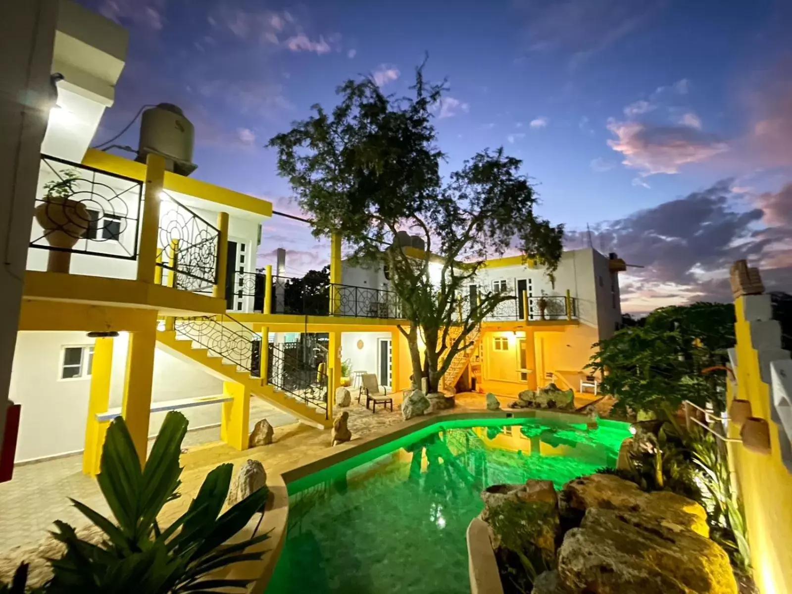 Patio, Swimming Pool in Buenosdías Izamal