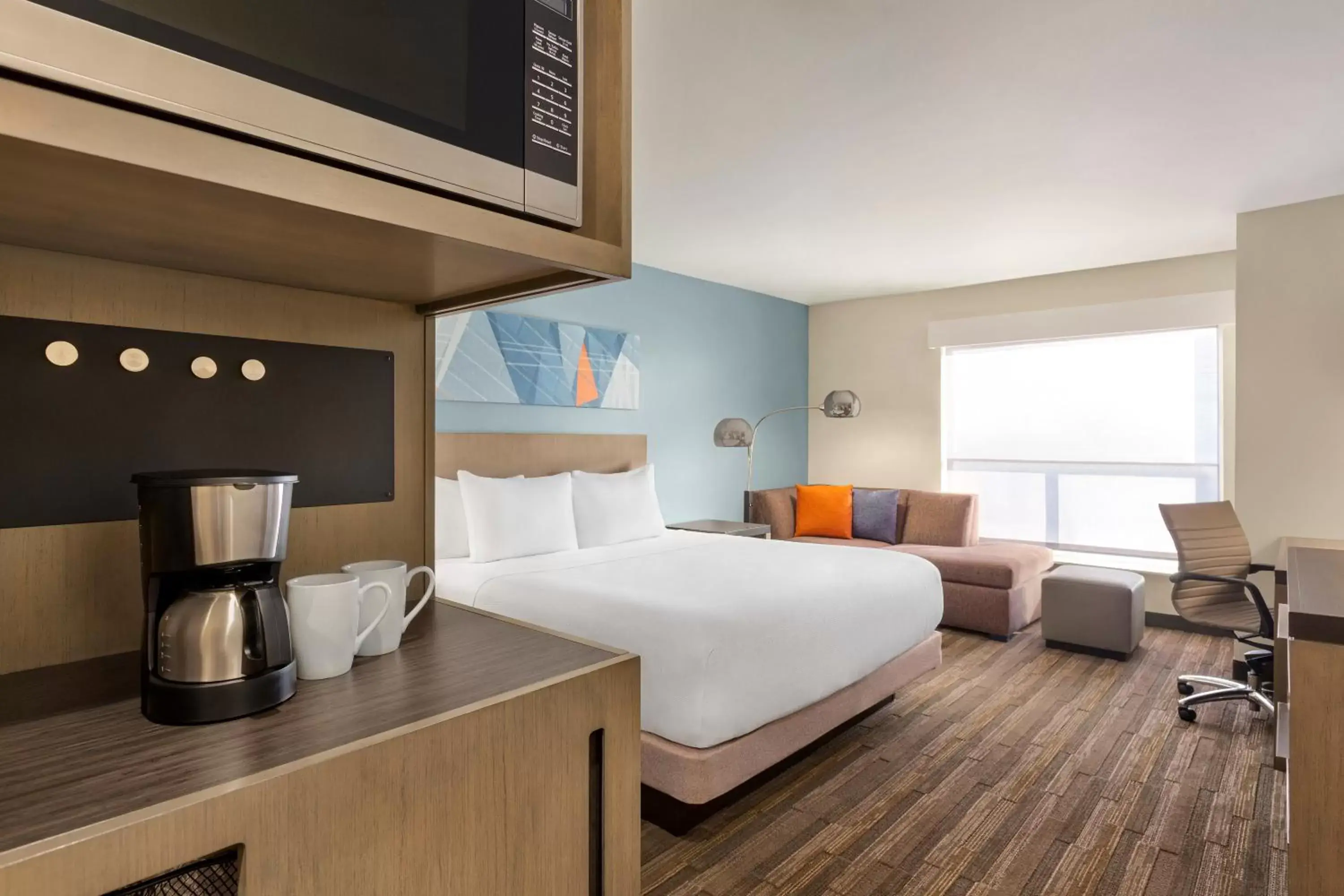 Photo of the whole room, Bed in Hyatt House Bryan/College Station Photo of the whole room, Bed in Hyatt House Bryan/College Station