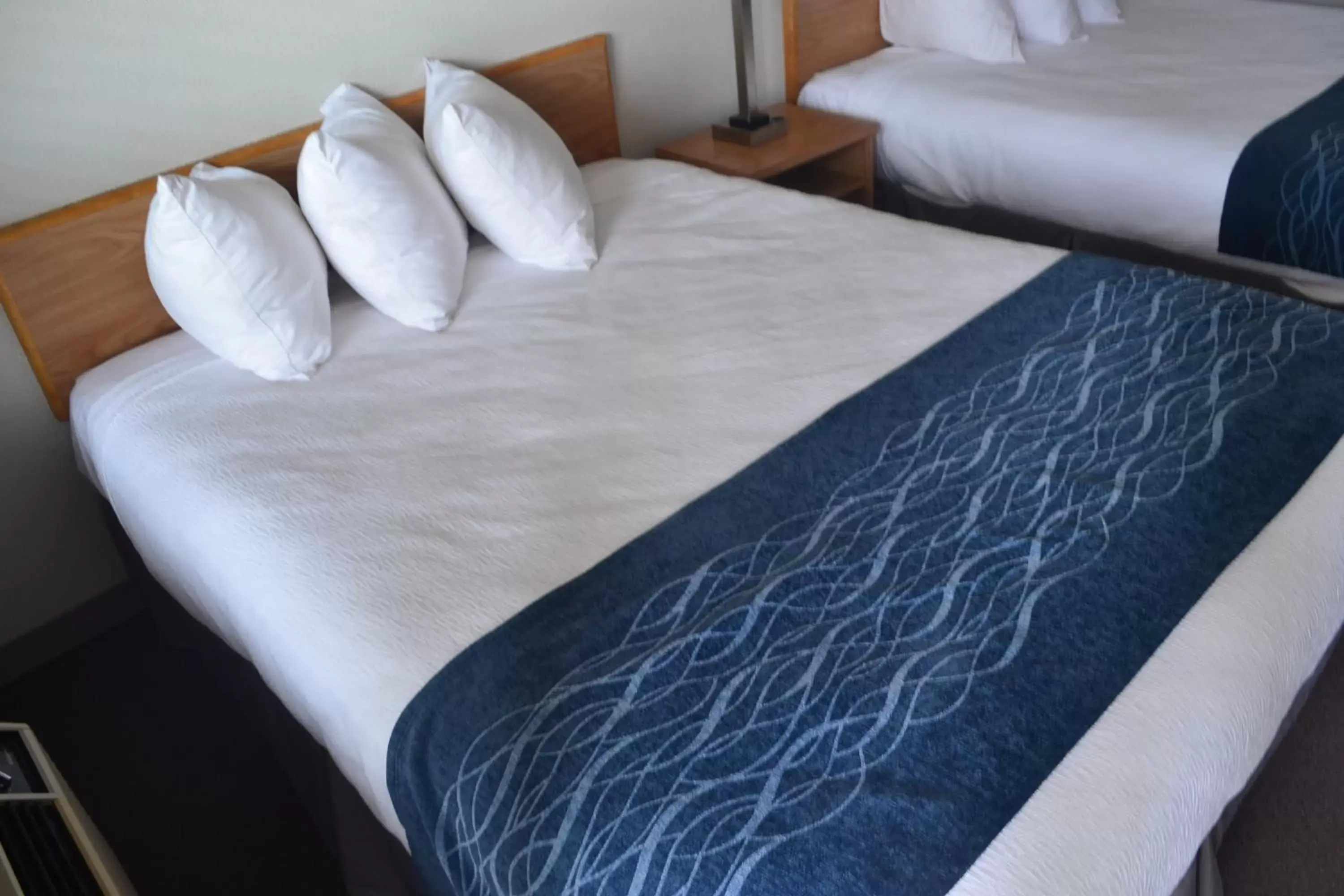 Bed in Absaroka Lodge
