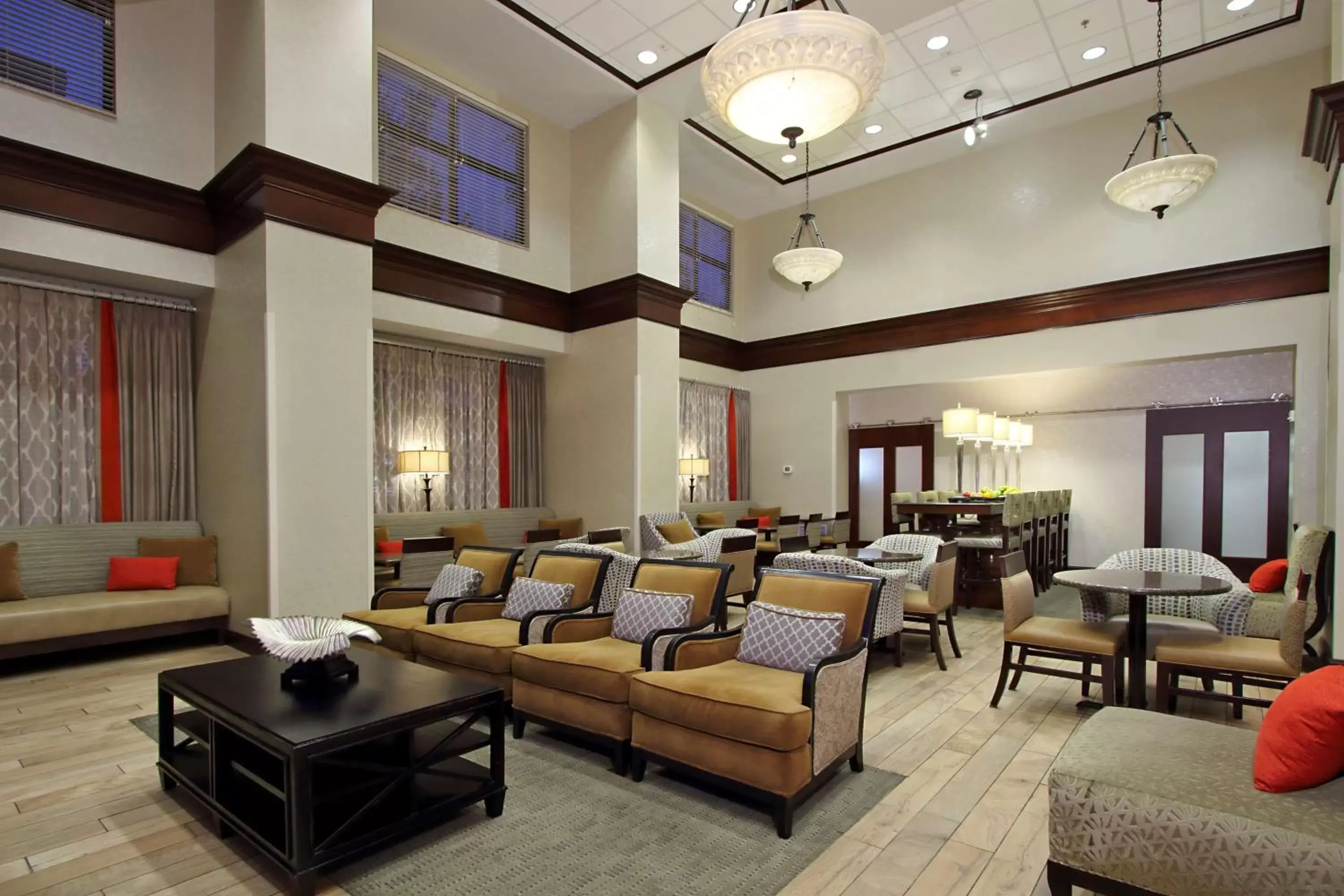 Lobby or reception, Seating Area in Hampton Inn & Suites-Florence Downtown