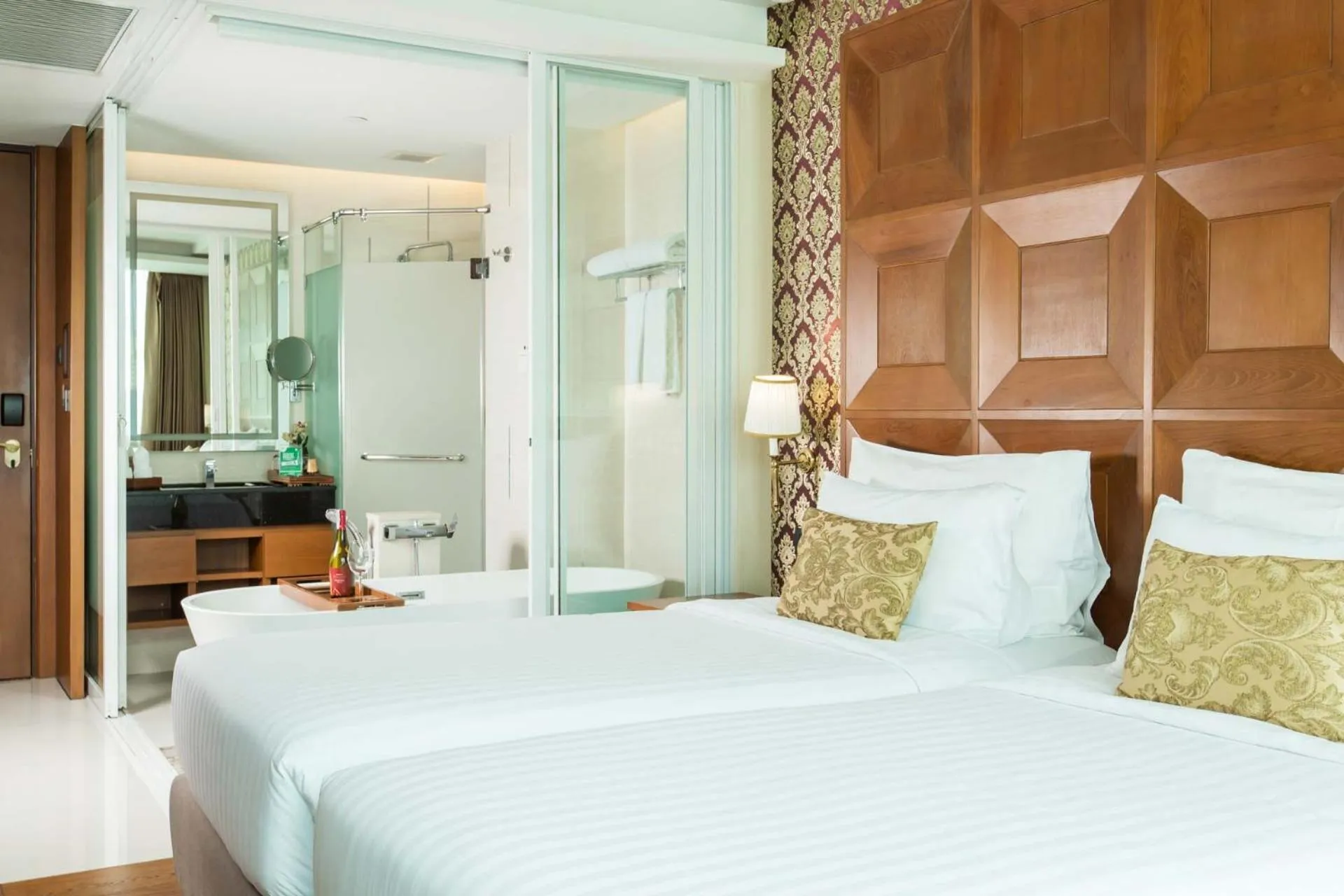 Bedroom, Bed in Amaranta Hotel