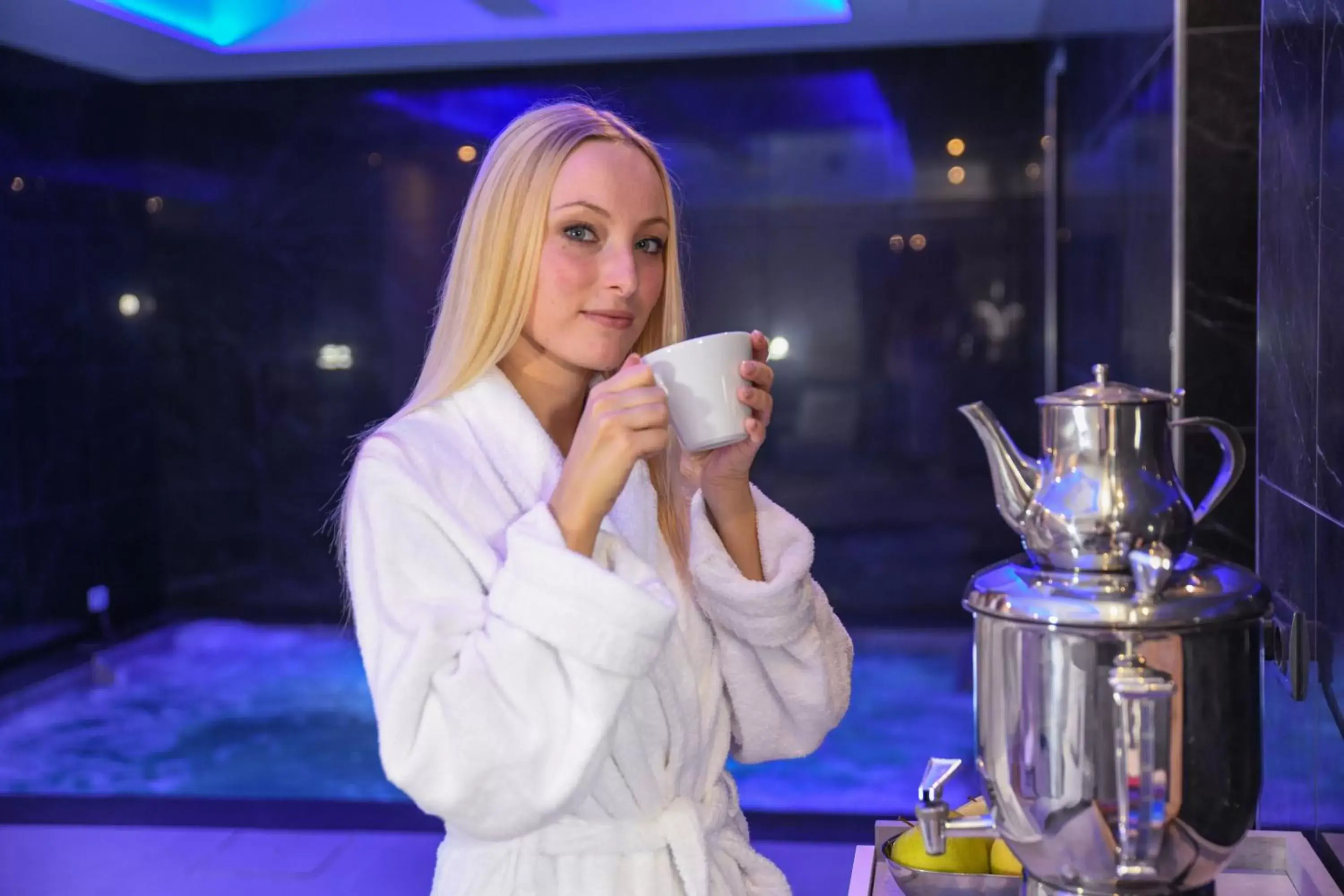 Coffee/tea facilities in Hotel Master