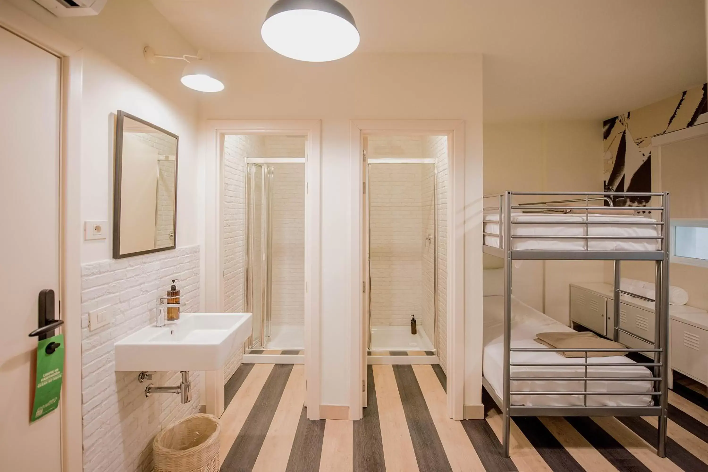 Quadruple Room in room Select Sol Quadruple Room in room Select Sol