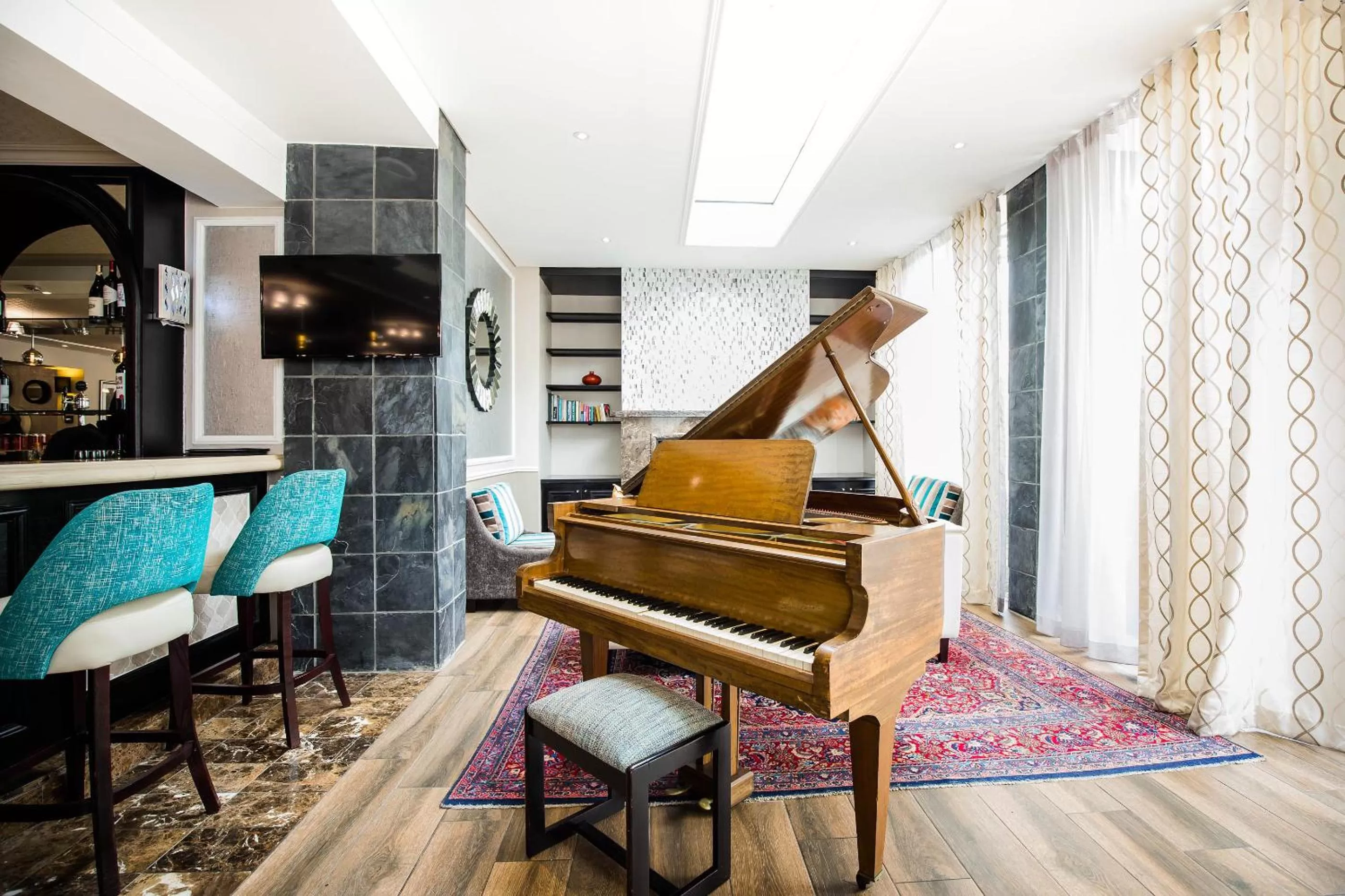 Communal lounge/ TV room in Premier Hotel Cape Town