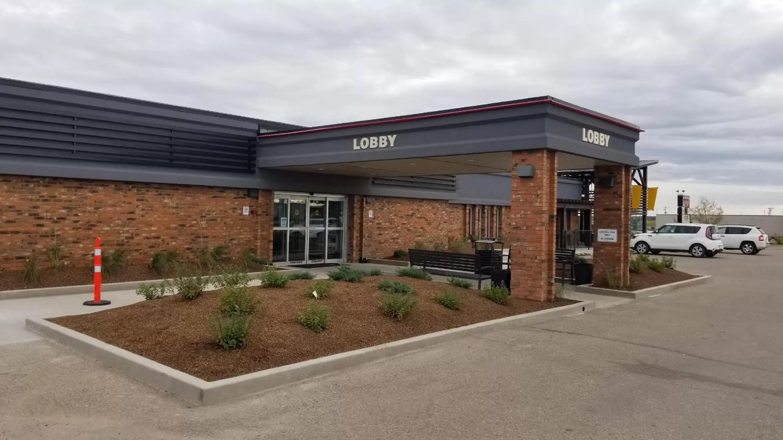 Property Building in Neighbourhood Inn Hotels in Bonnyville