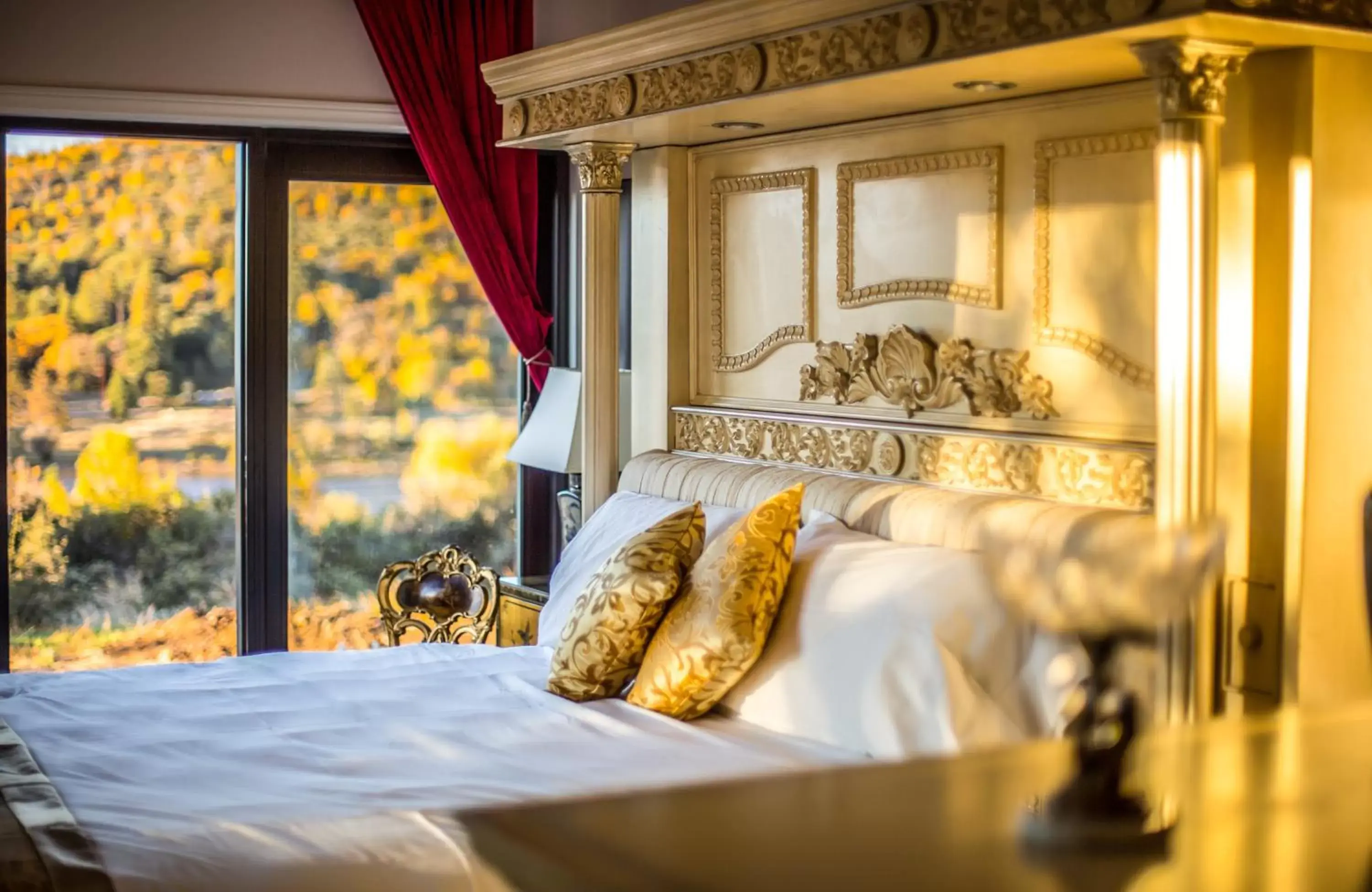 Studio with Lake View in Quiet Mind Mountain Lodge, Retreat & Spa Studio with Lake View in Quiet Mind Mountain Lodge, Retreat & Spa