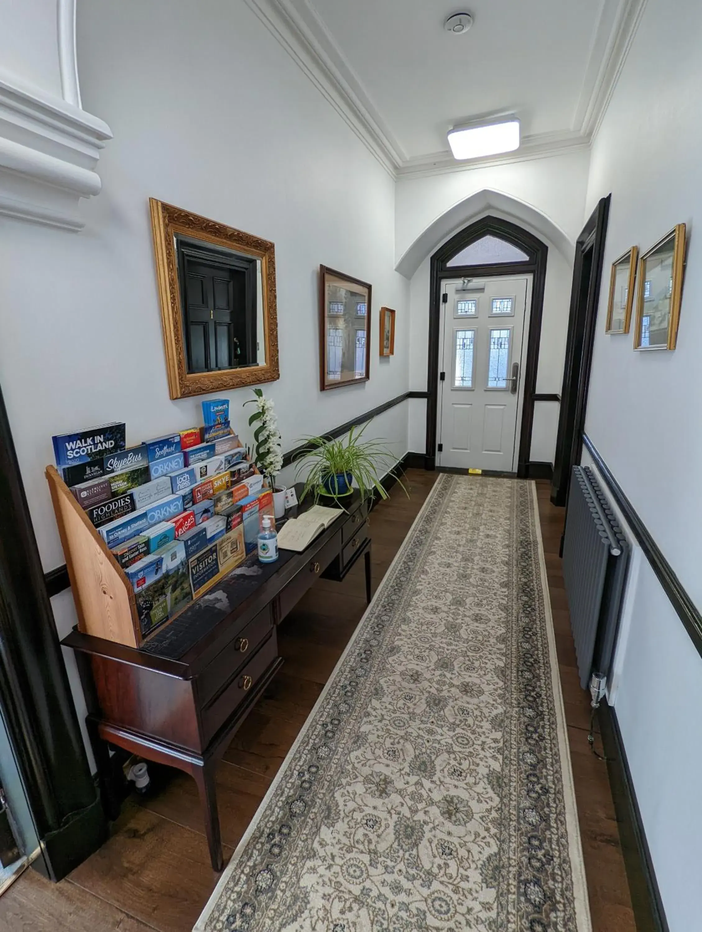 Lobby or reception in Cambeth Lodge