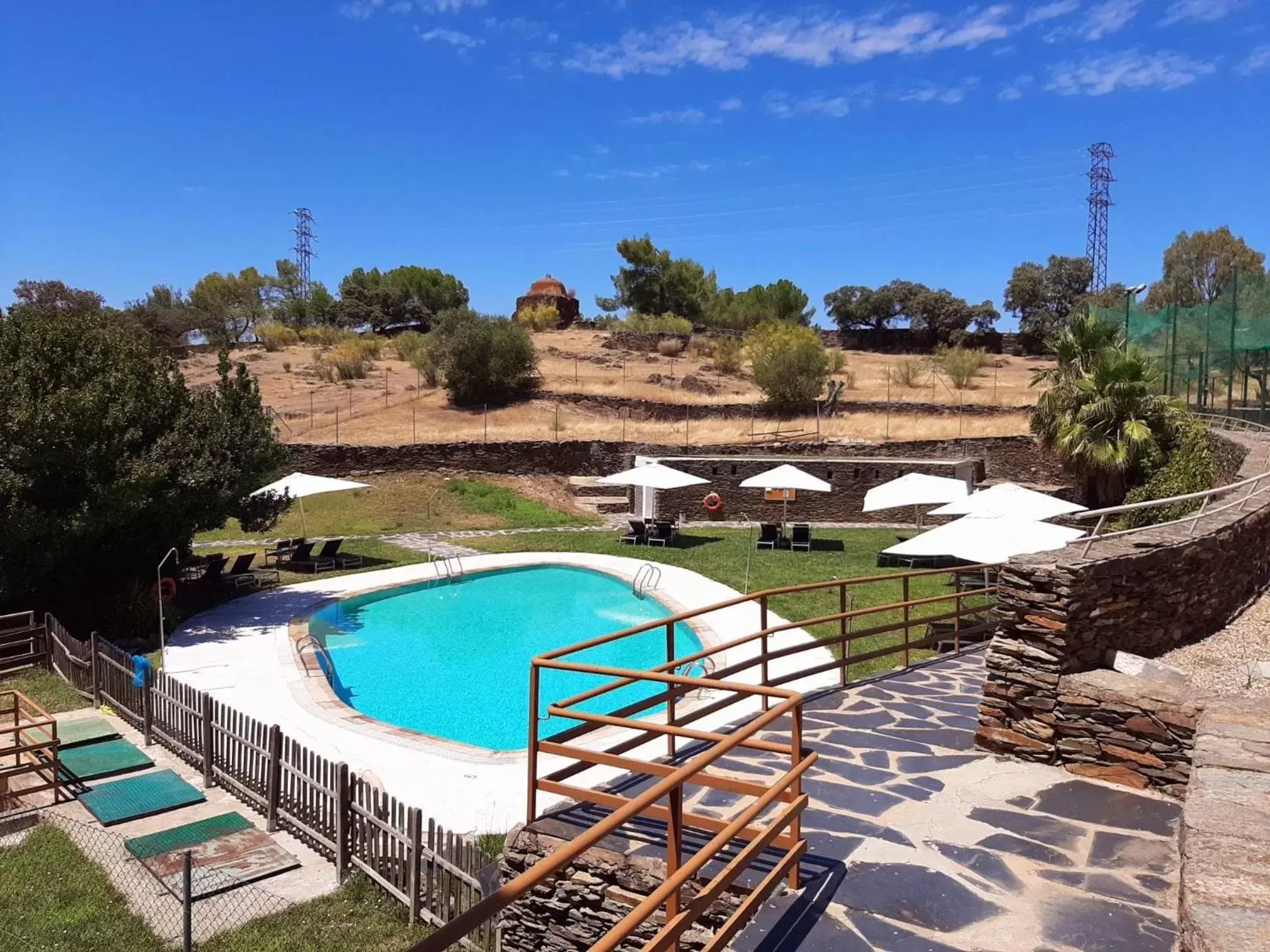 Swimming pool, Pool View in Hospedería Conventual de Alcántara