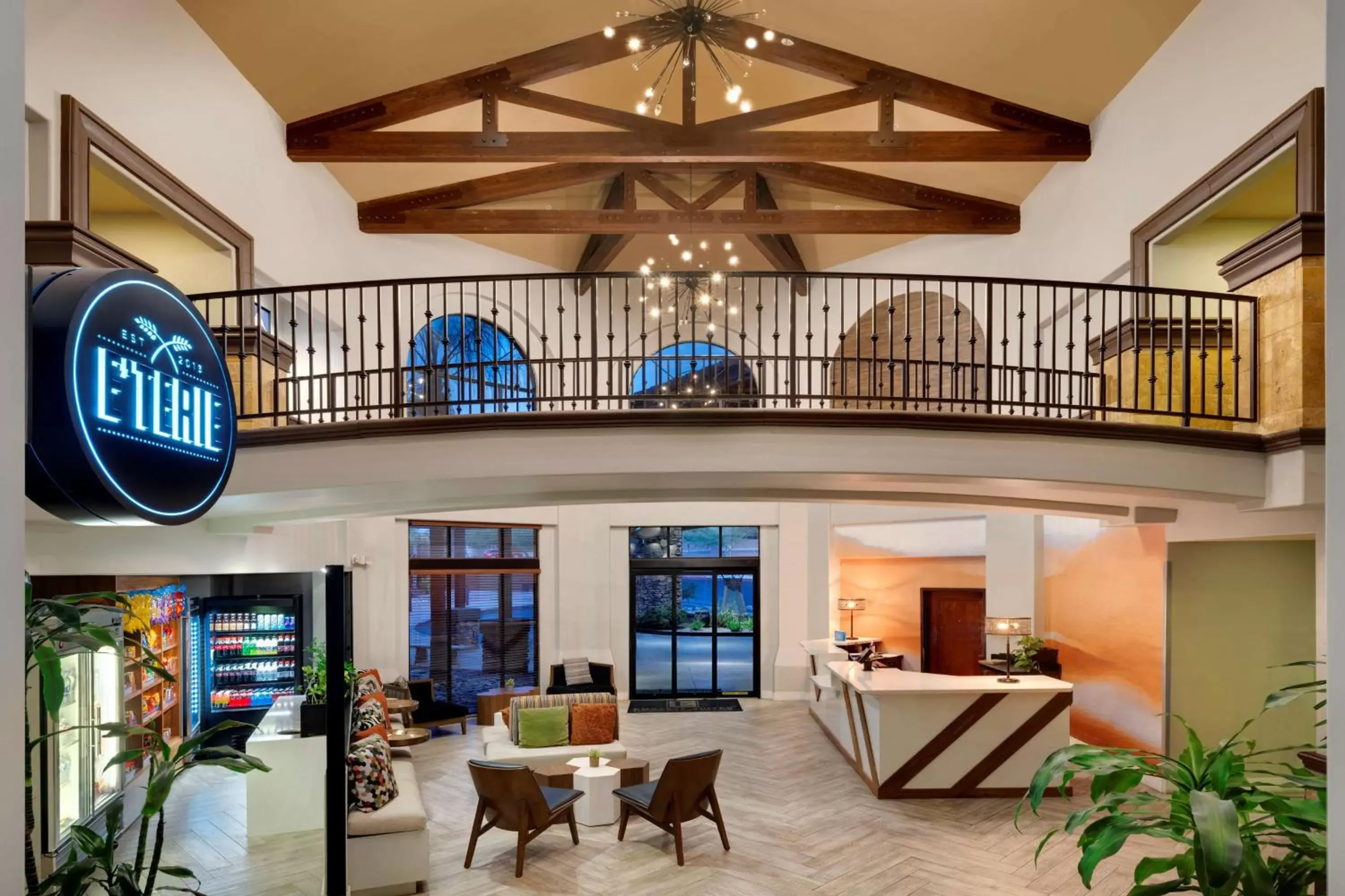 Lobby or reception in Embassy Suites Tucson - Paloma Village