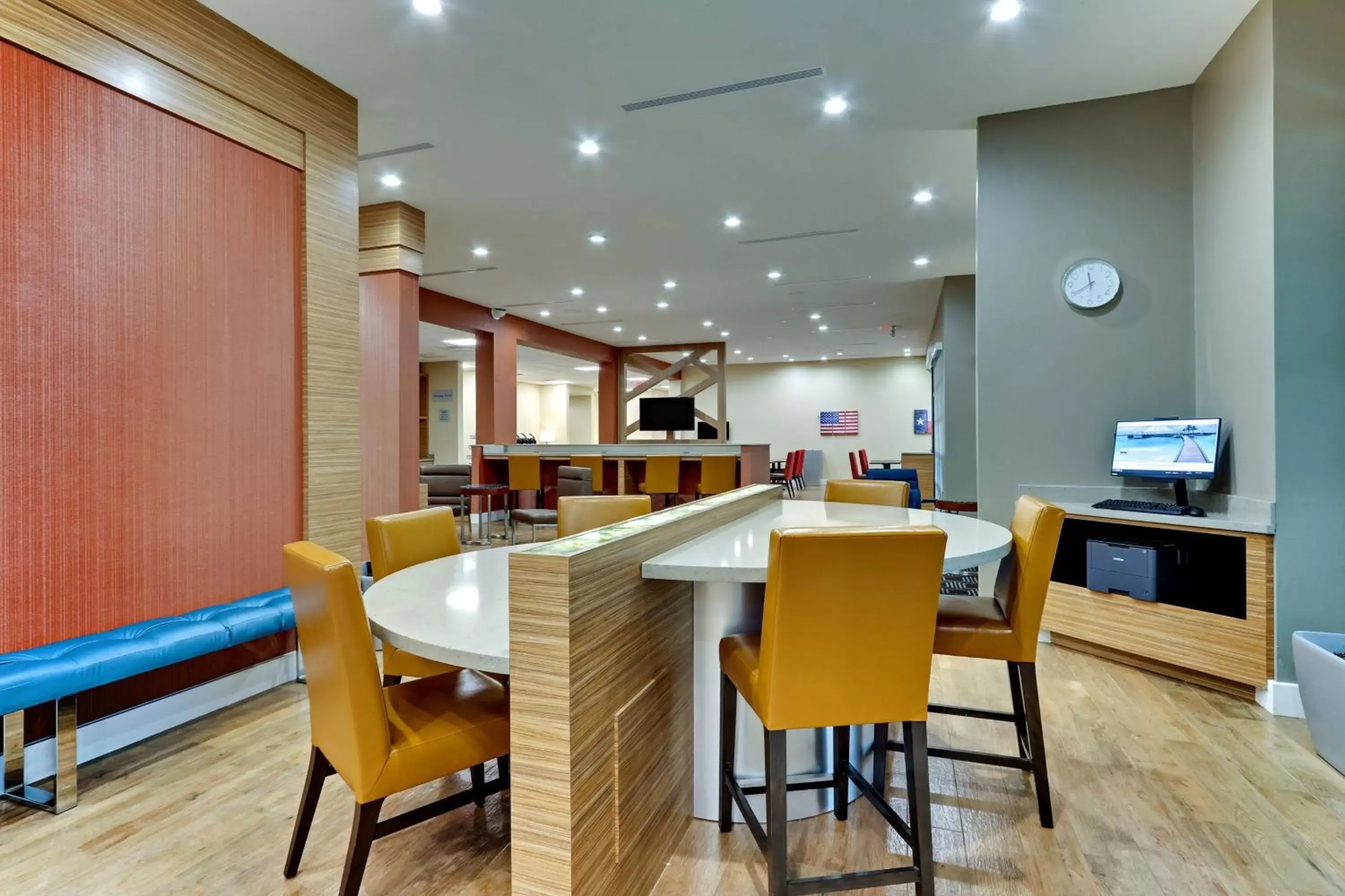 Lobby or reception, Restaurant/Places to Eat in TownePlace Suites by Marriott Houston Northwest Beltway 8