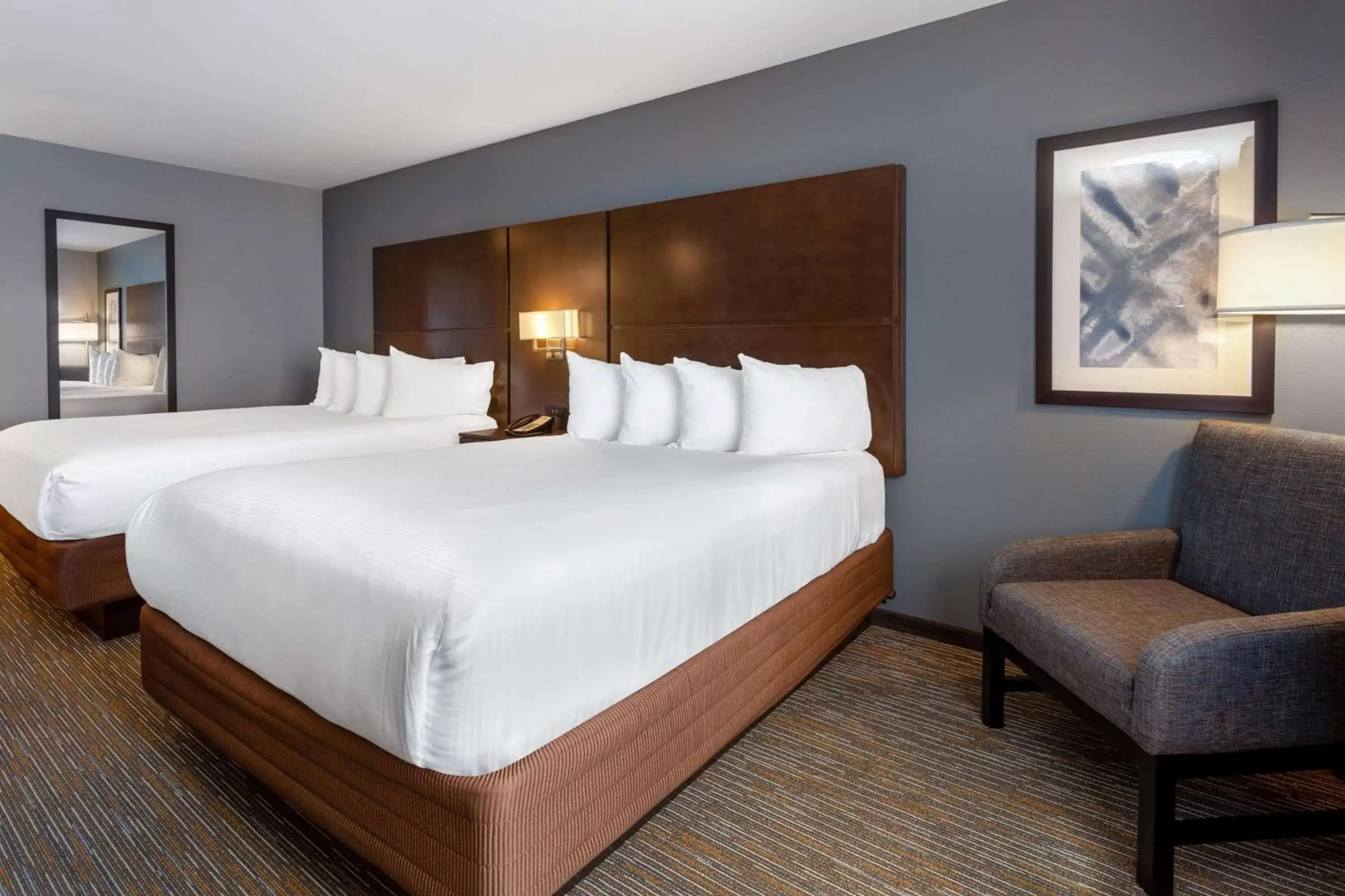 Photo of the whole room, Bed in Wingate by Wyndham Wisconsin Dells Waterpark Photo of the whole room, Bed in Wingate by Wyndham Wisconsin Dells Waterpark