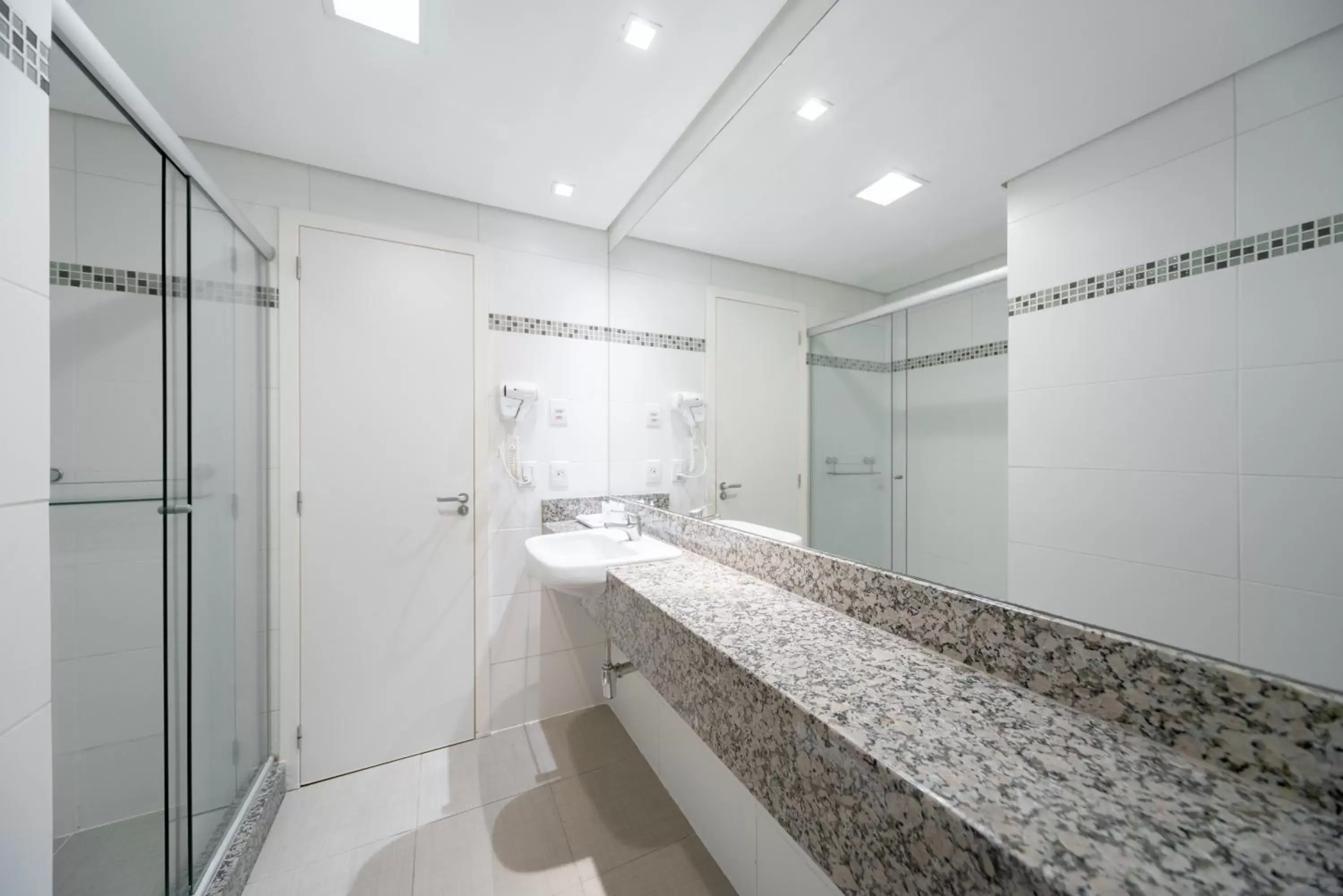 Bathroom in Hotel Laghetto Moinhos Bathroom in Hotel Laghetto Moinhos