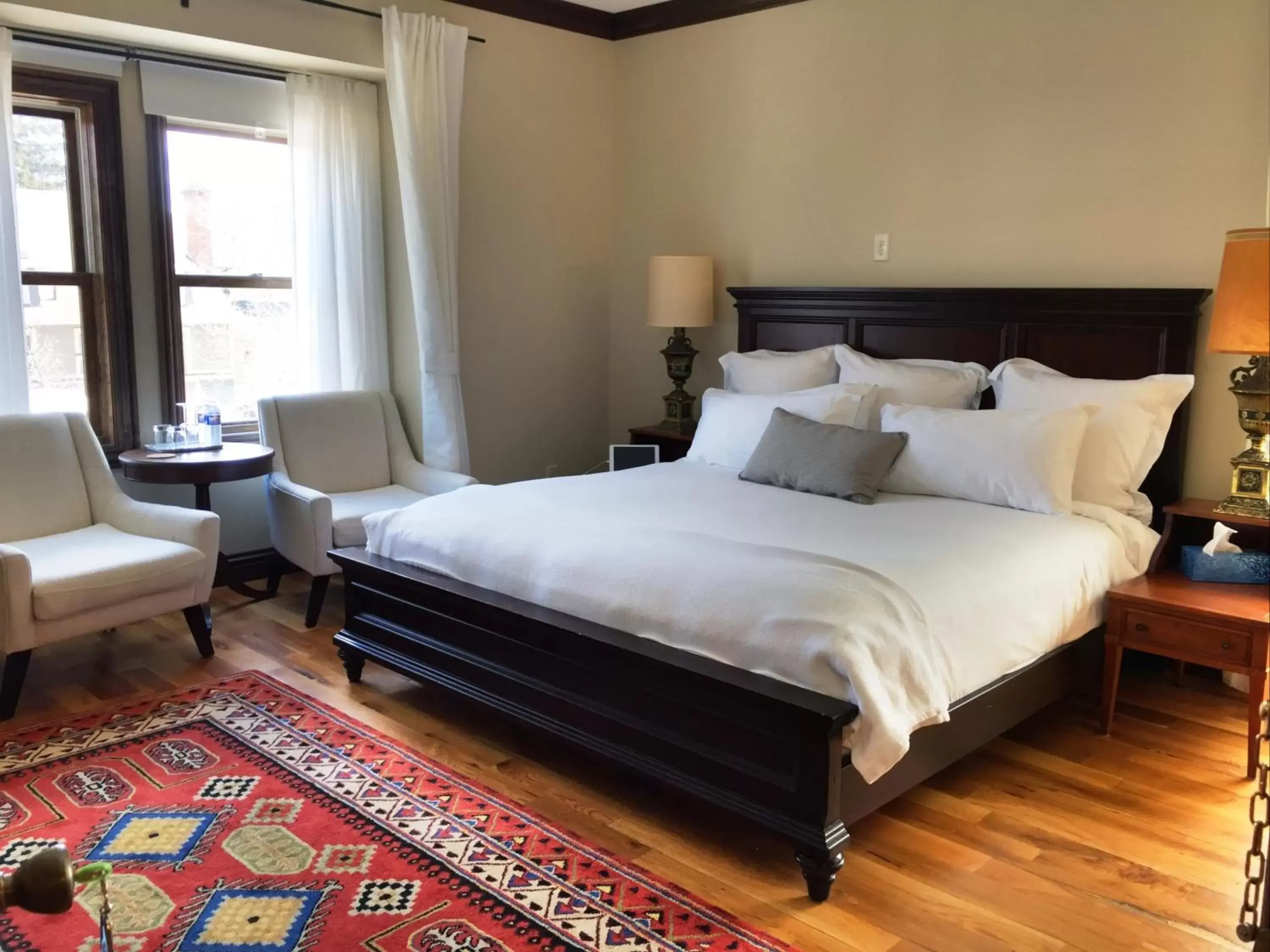 Bedroom, Bed in Dartmouth House