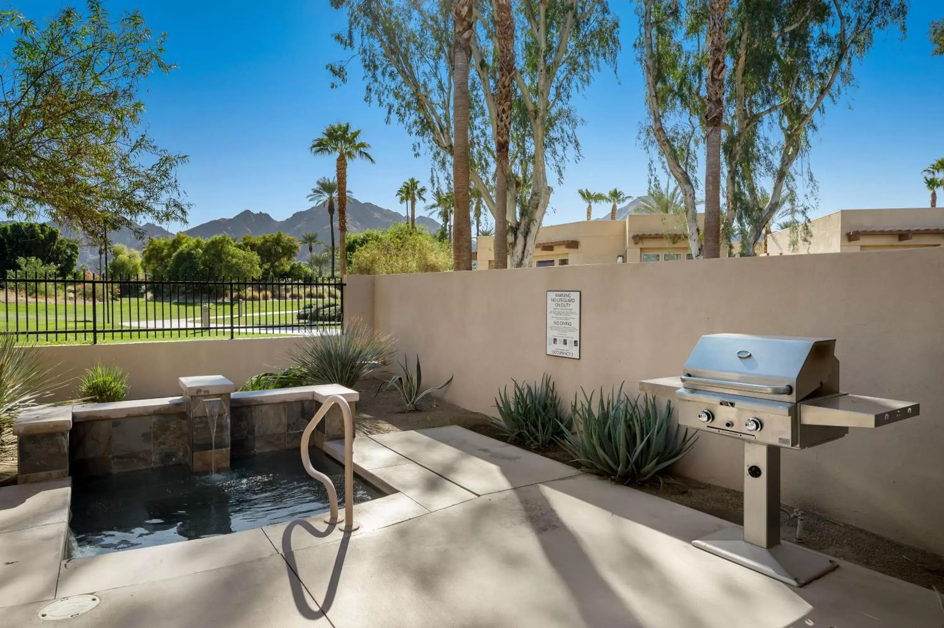 BBQ facilities in Hyatt Regency Indian Wells Resort & Spa