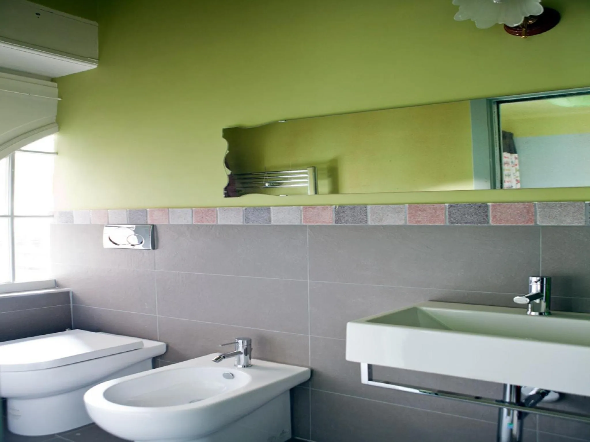 Bathroom in PratinnVatican