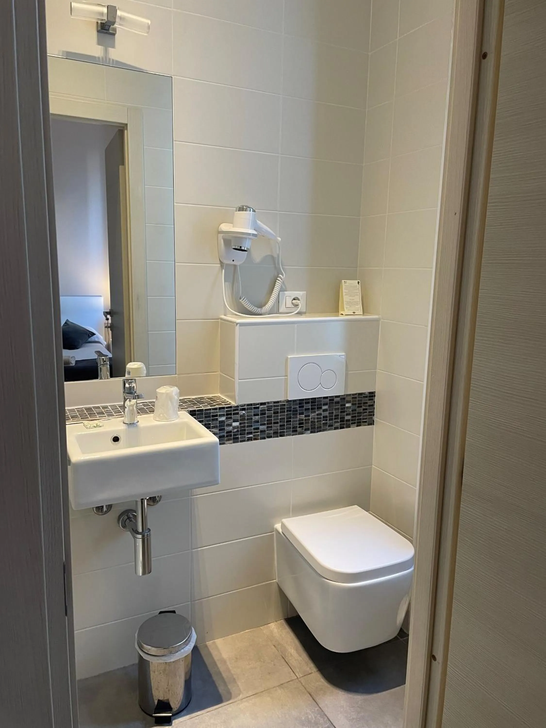 Bathroom in Hôtel Anna Livia