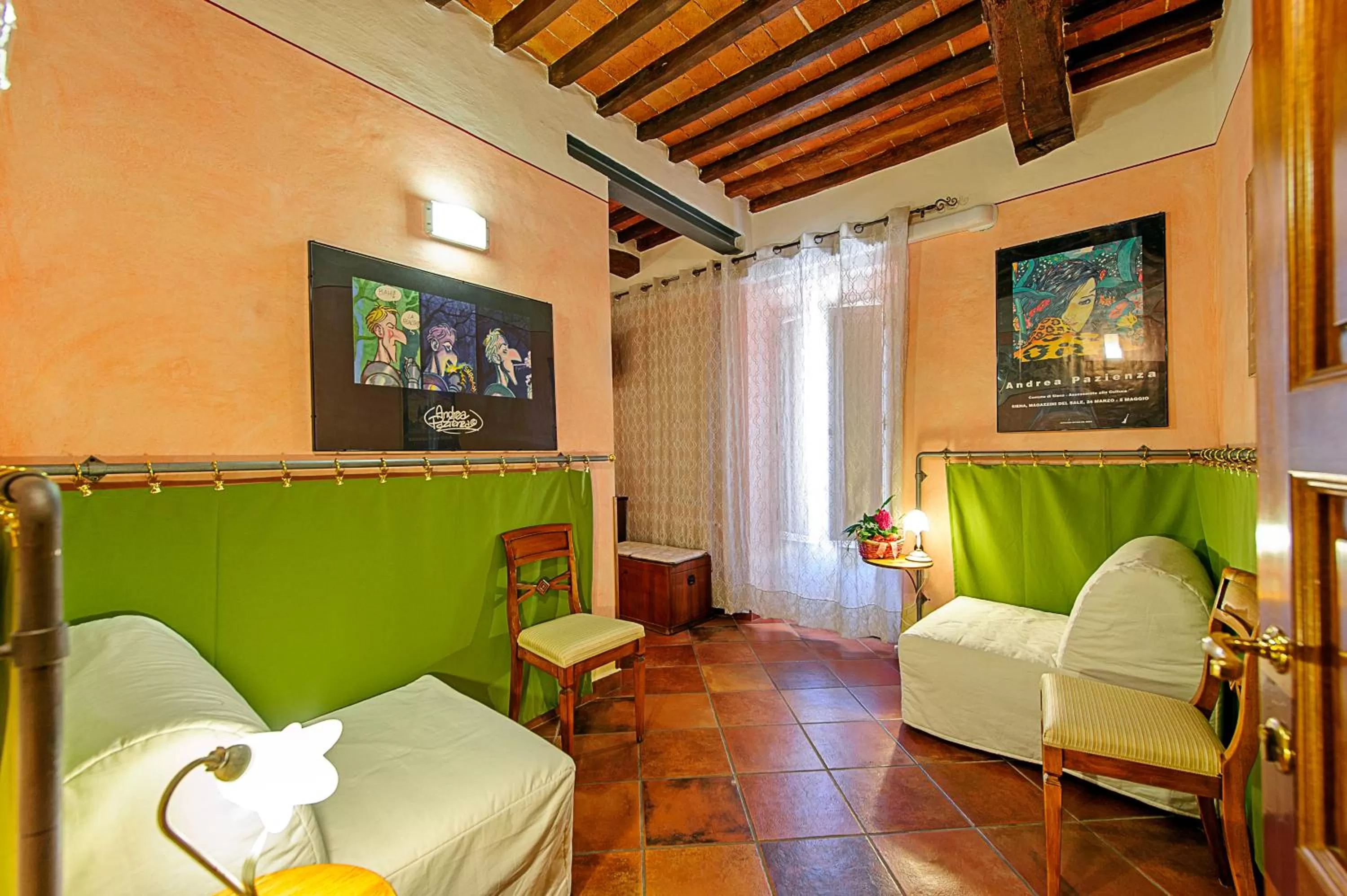 Junior Suite with Balcony in Meublè Evoè