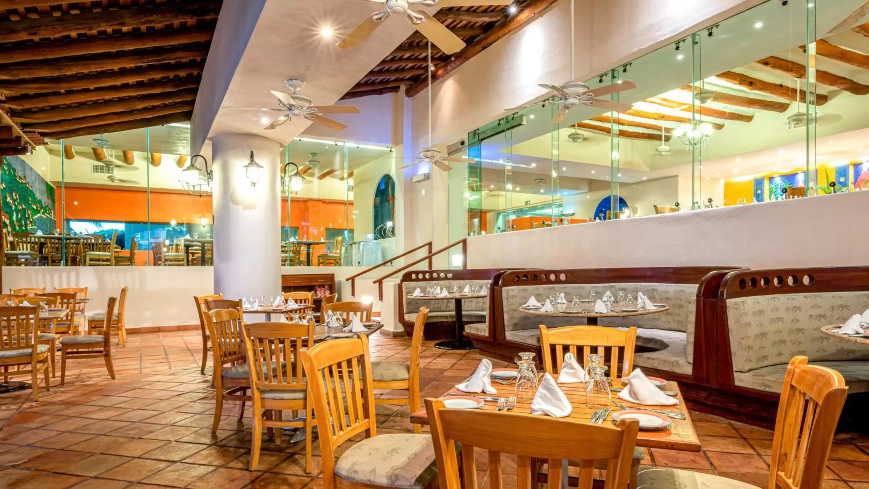 Restaurant/Places to Eat in Park Royal Beach Ixtapa - All Inclusive