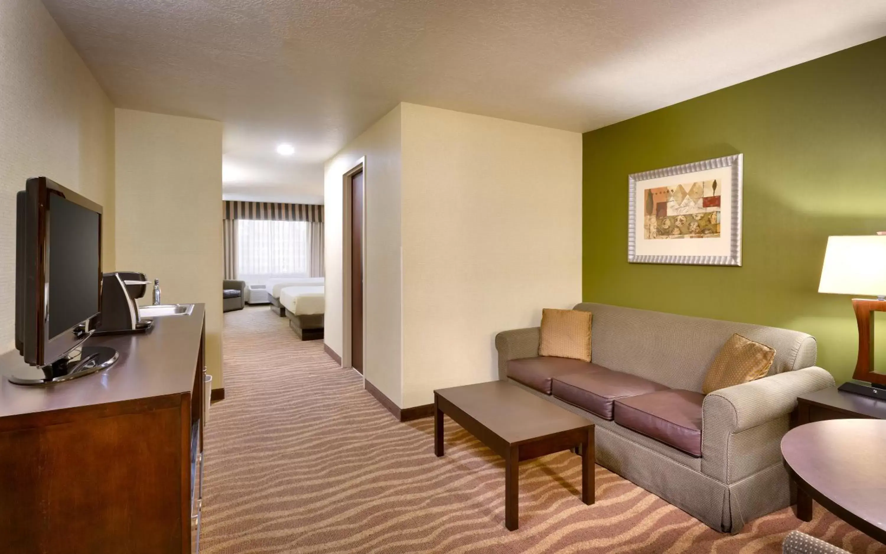 Bedroom, Seating Area in Holiday Inn Express & Suites American Fork - North Provo, an IHG Hotel