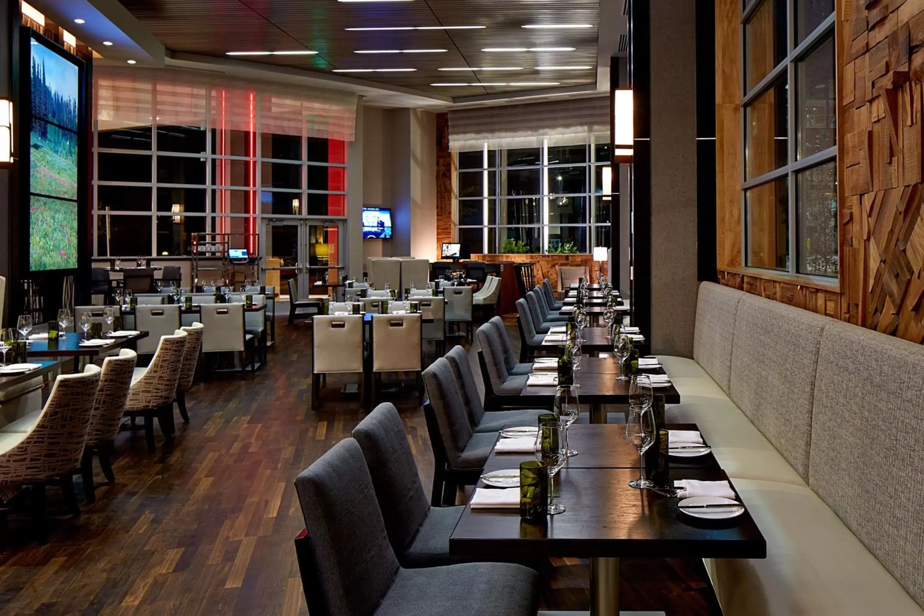 Restaurant/Places to Eat in Seattle Marriott Bellevue