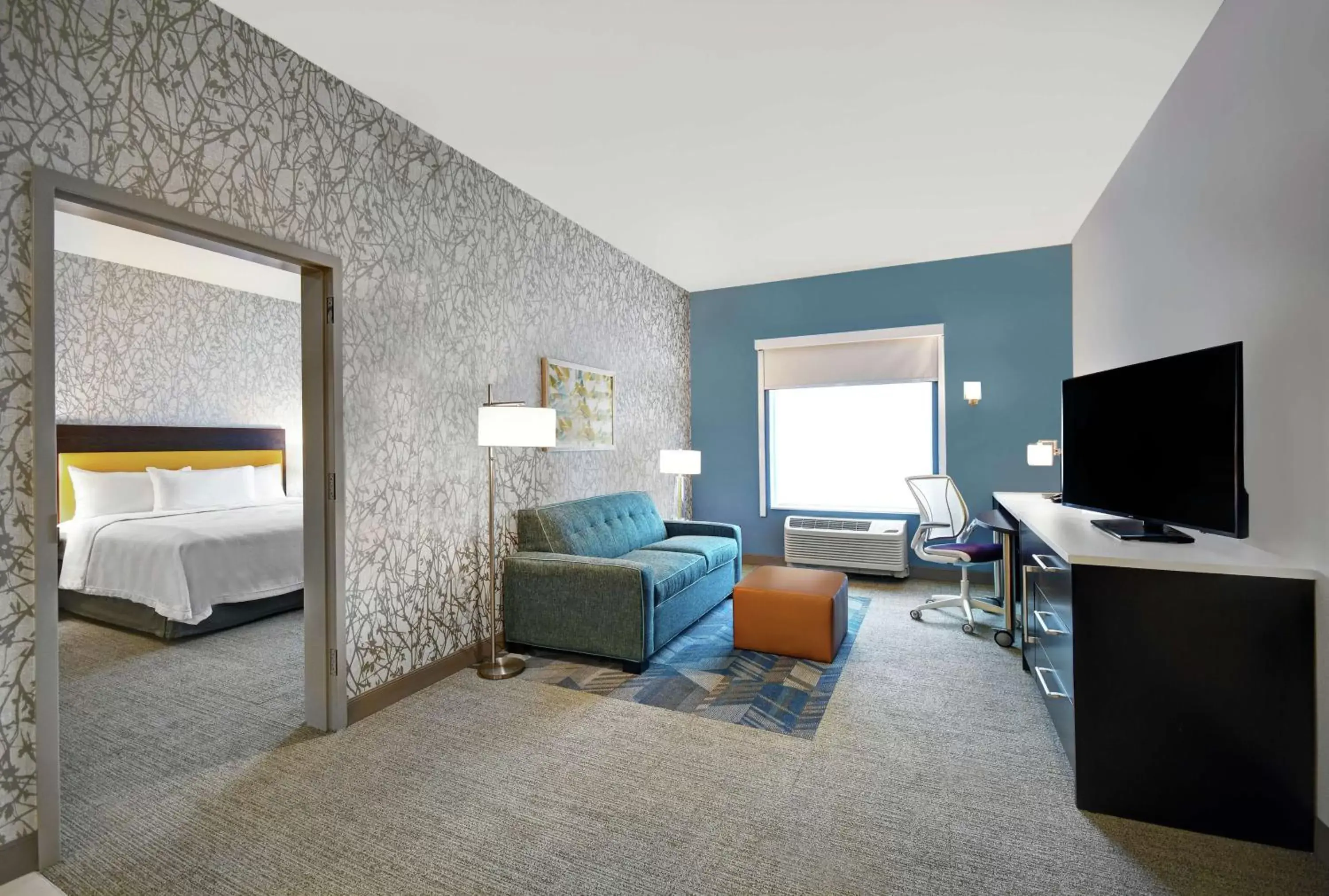 Bedroom, TV/Entertainment Center in Home2 Suites By Hilton Lawrenceville Atlanta Sugarloaf, Ga