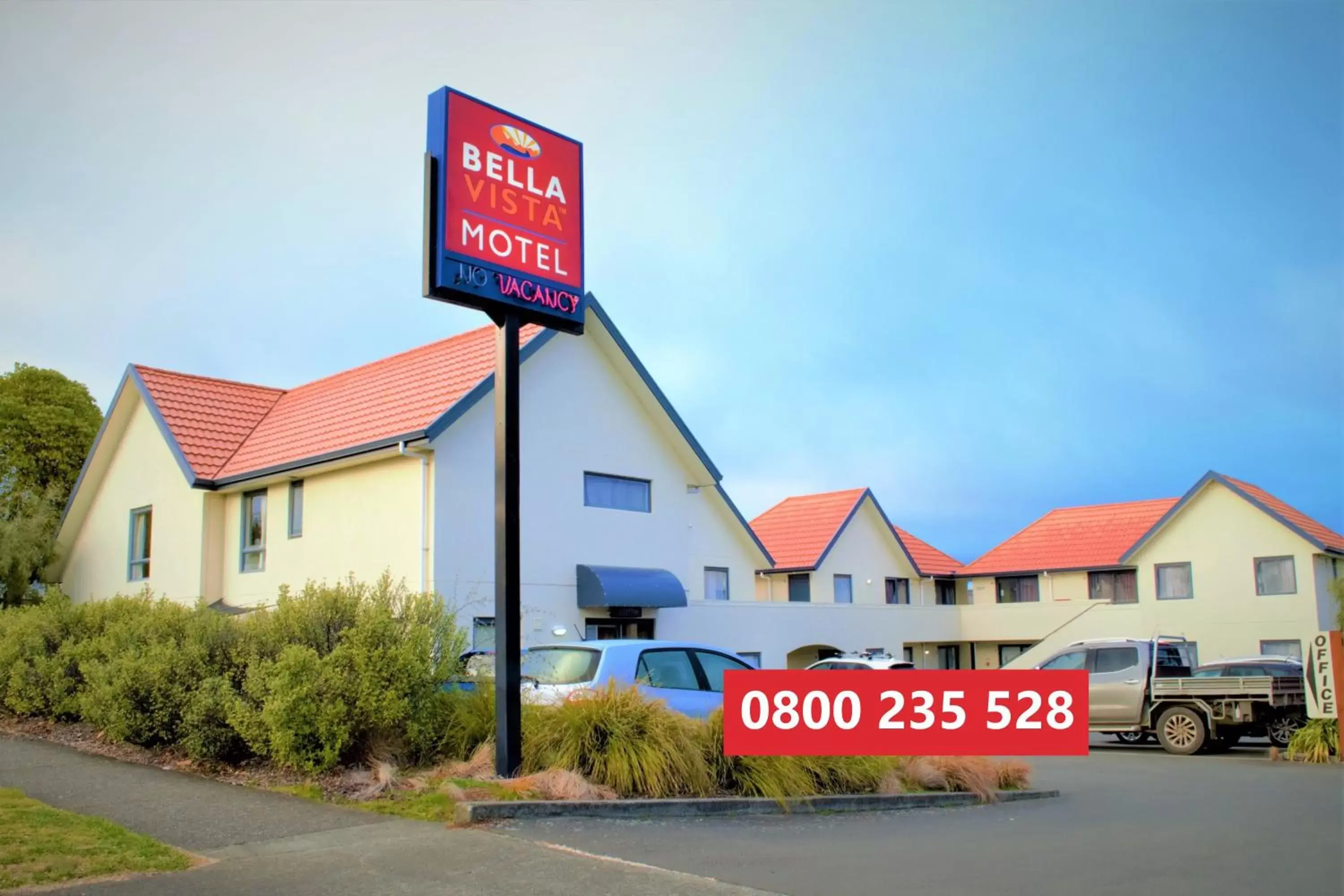 Property building, Property Logo/Sign in Bella Vista Motel Taupo