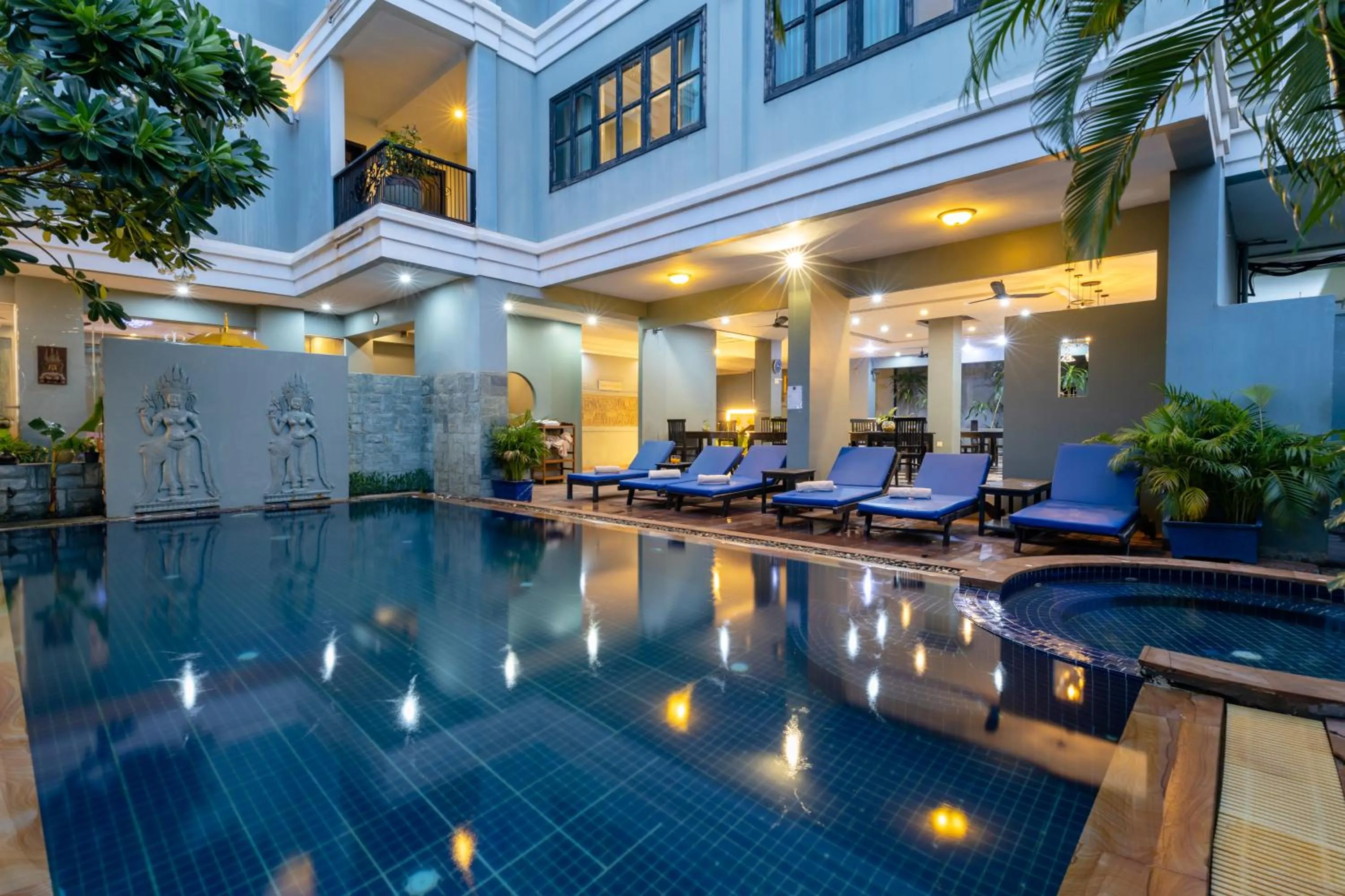 Pool view in Siem Reap Comforts Hostel
