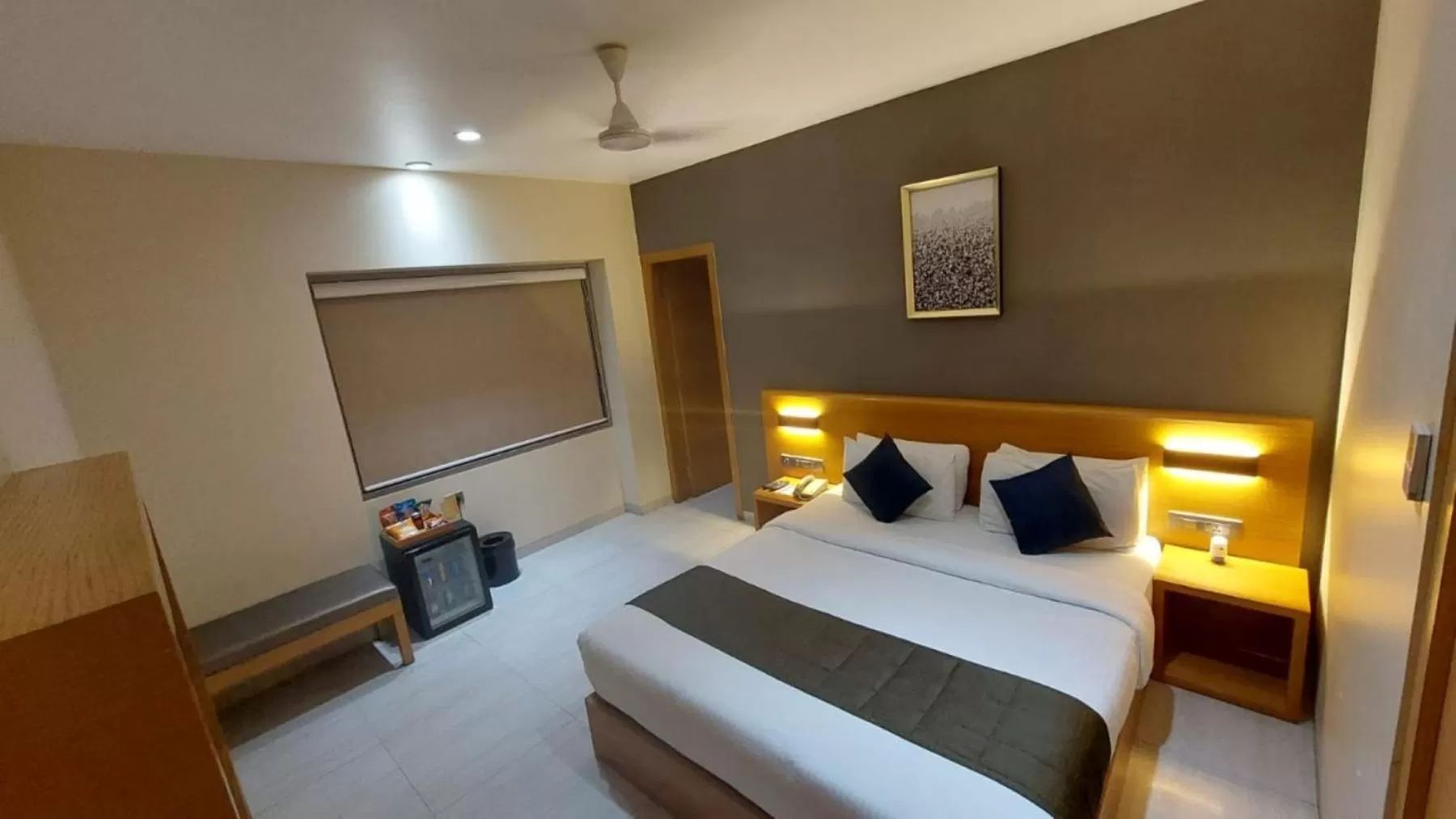 Bedroom, Bed in Hotel Suba Elite Vadodara