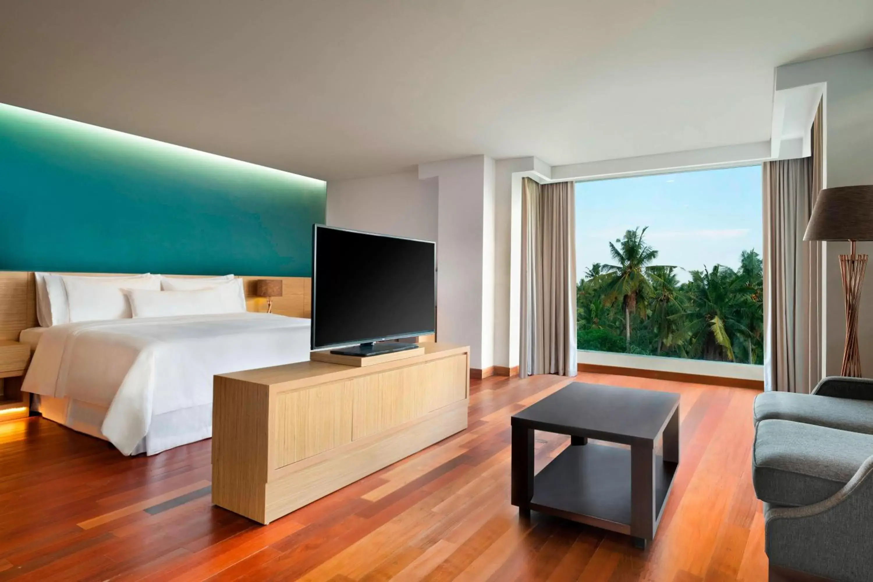 Bedroom, TV/Entertainment Center in Element Bali Ubud