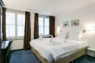 Bedroom, Bed in Hotel Bryghia