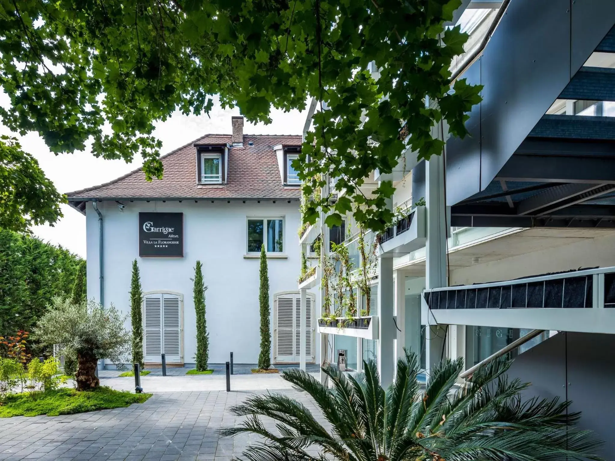 Facade/entrance, Property Building in Garrigae Villa La Florangerie - Hôtel - Piscine & SPA inclus