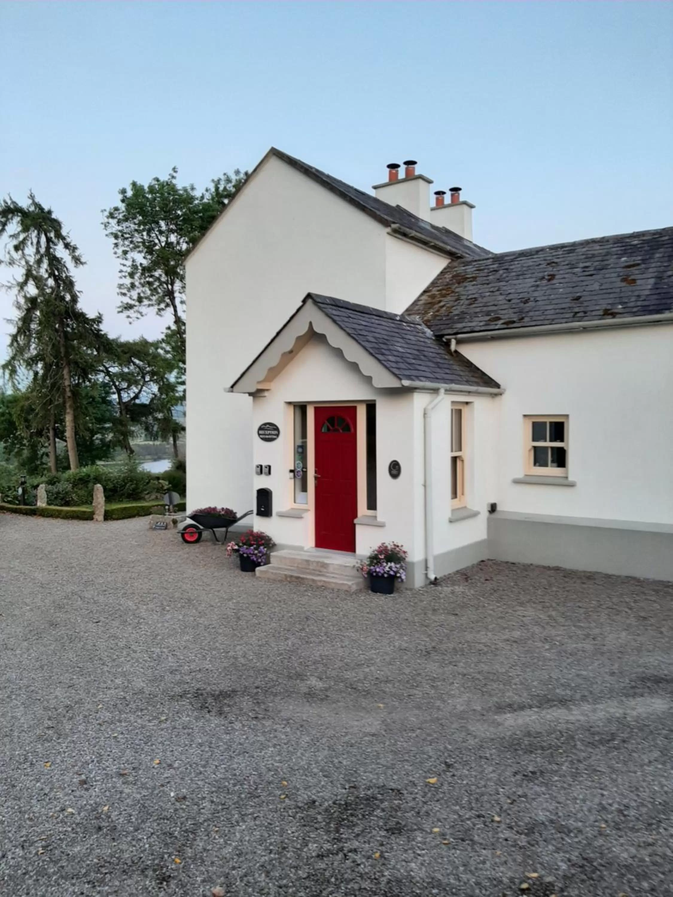 Property building in Abhainn Ri Farmhouse