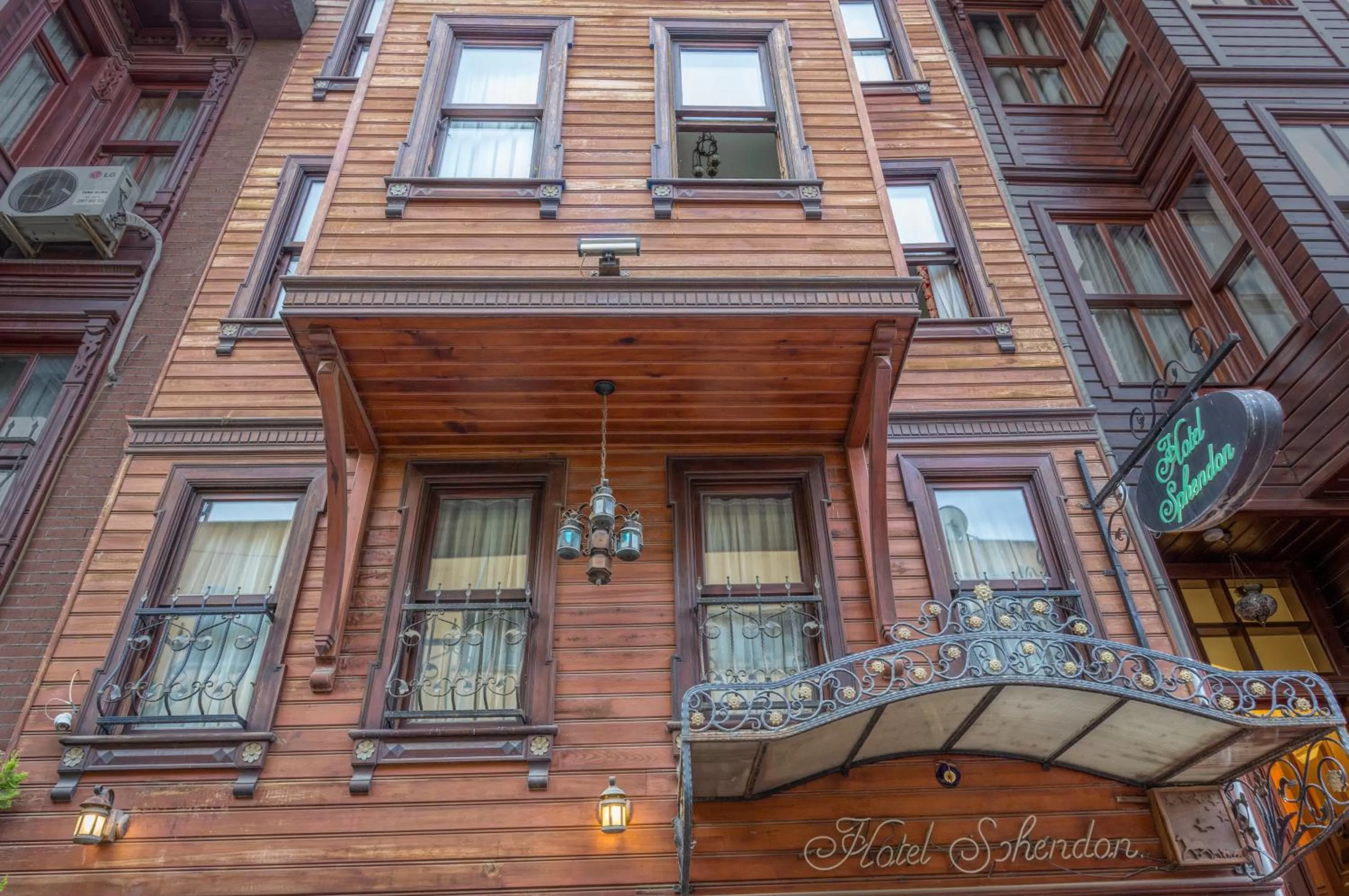 Bird's eye view in Sphendon Hotel