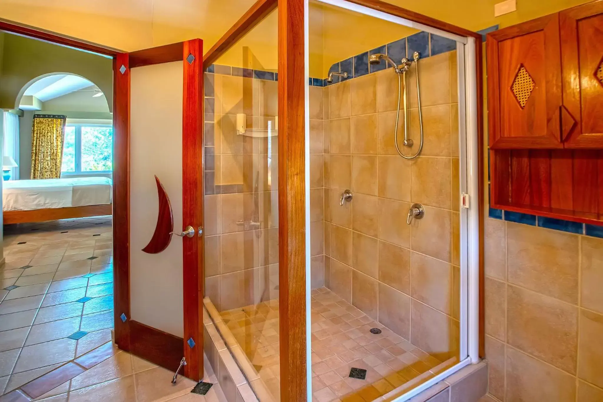 Bathroom in Velero Beach Resort