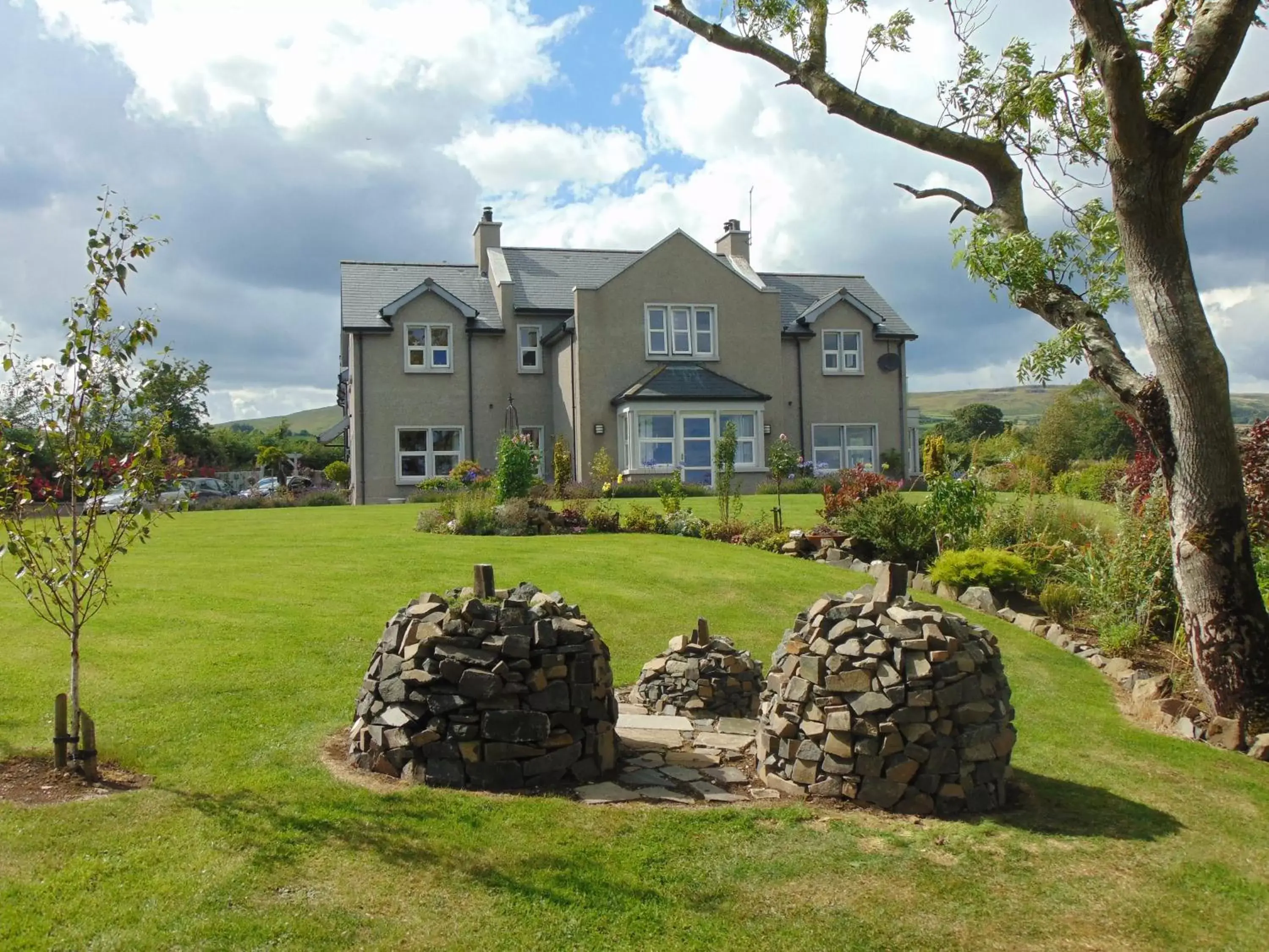 Facade/entrance, Garden in BallyCairn House