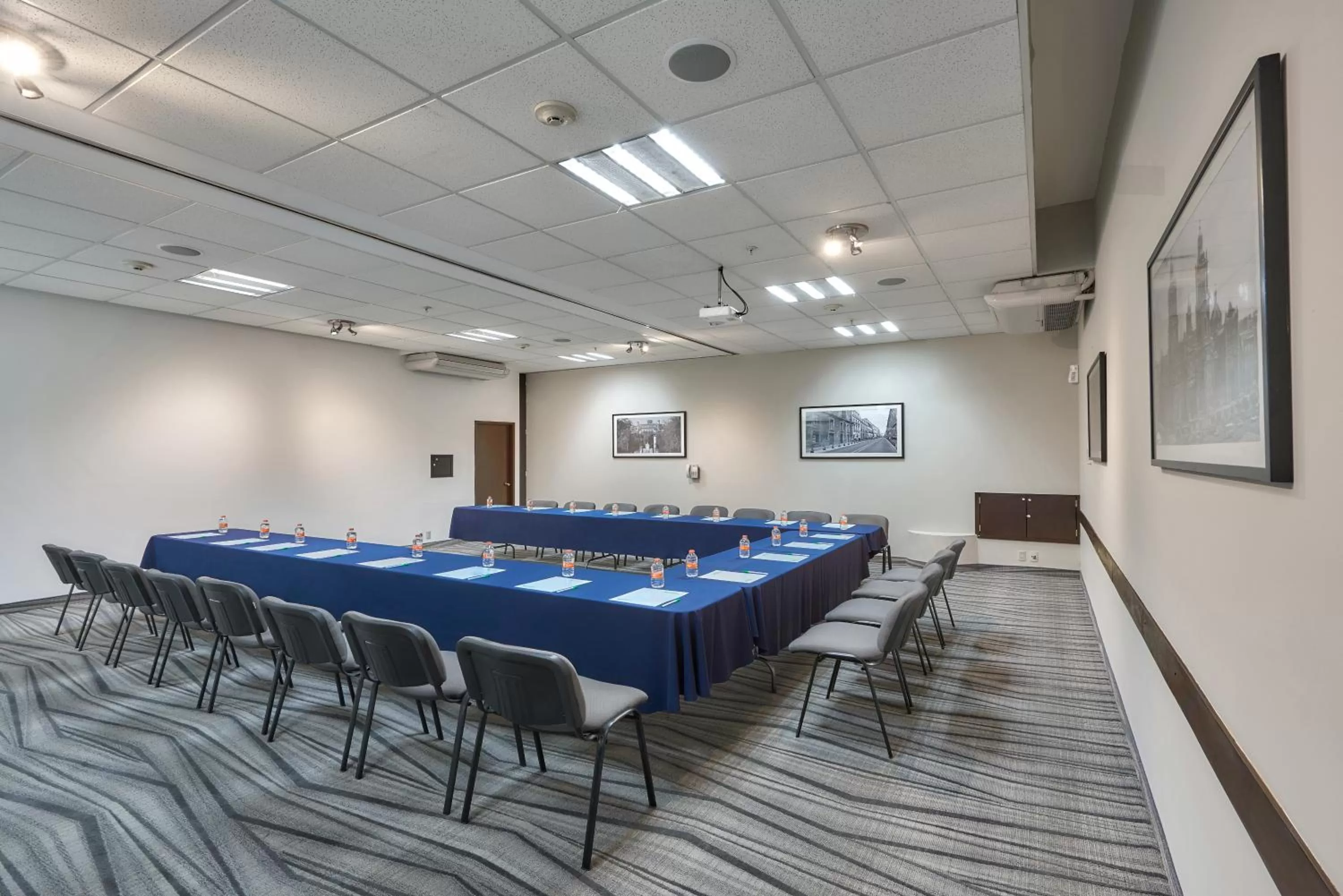 Meeting/conference room in Wyndham Garden Mexico City - Polanco
