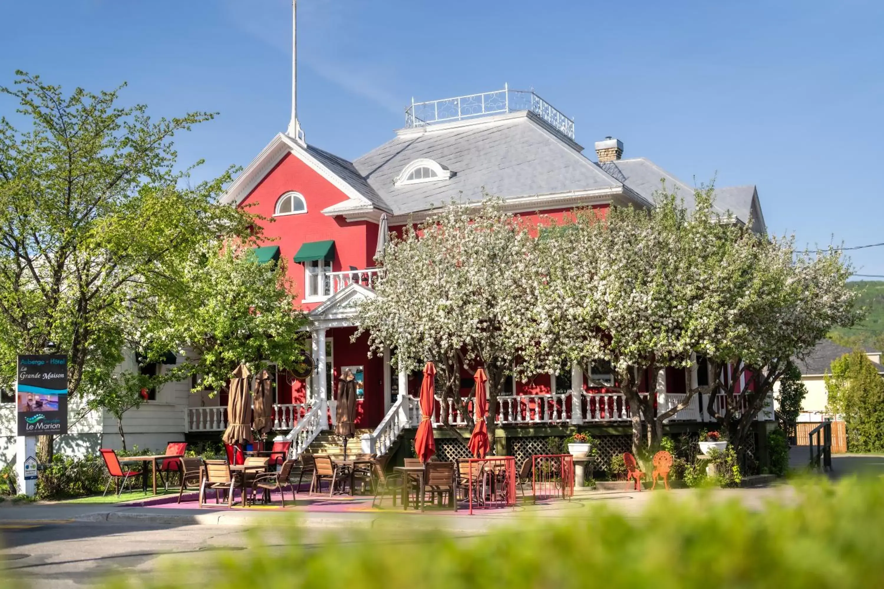 Property Building in Hôtel-Auberge la Grande Maison et Spa