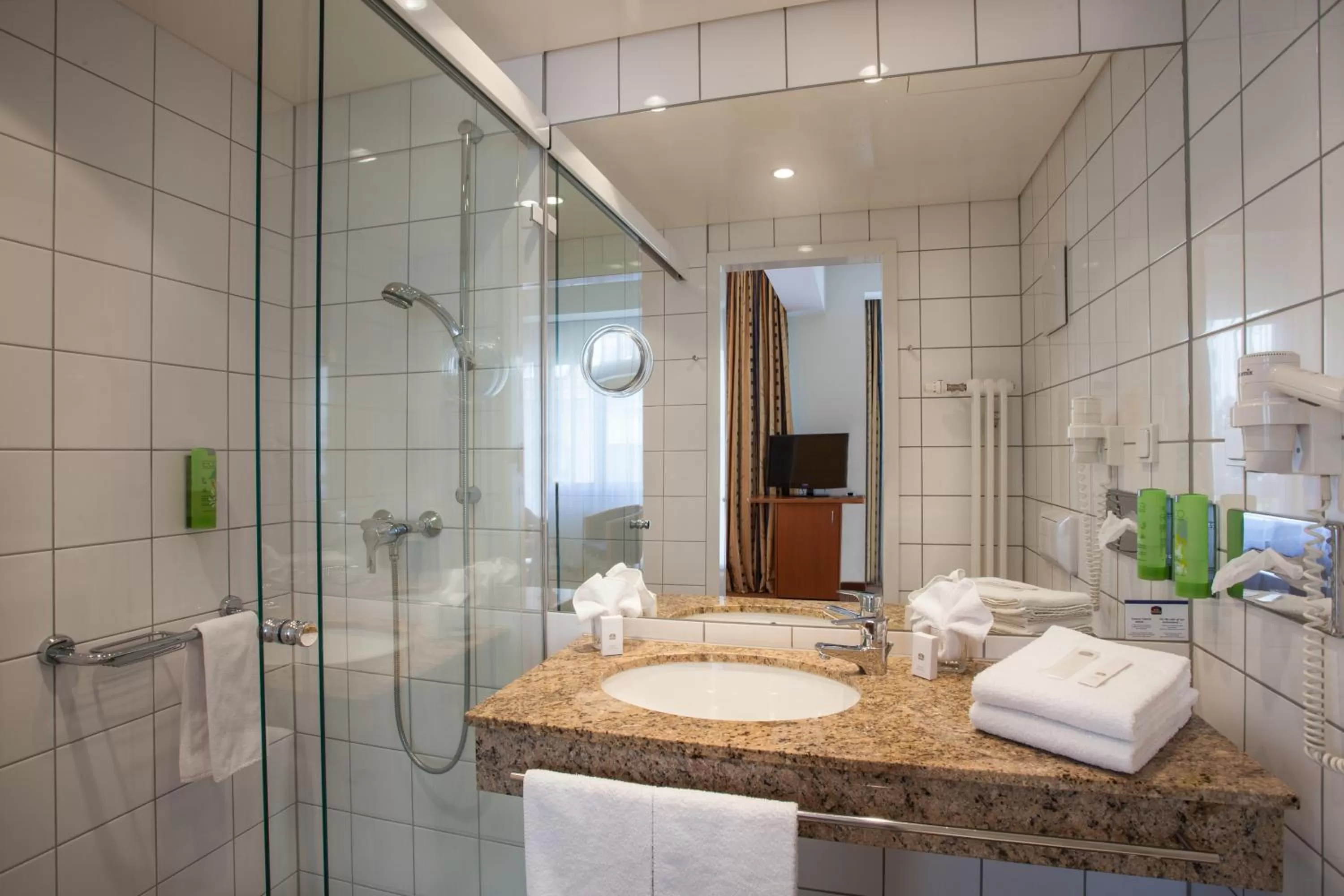 Toilet in Best Western Hotel Am Straßberger Tor