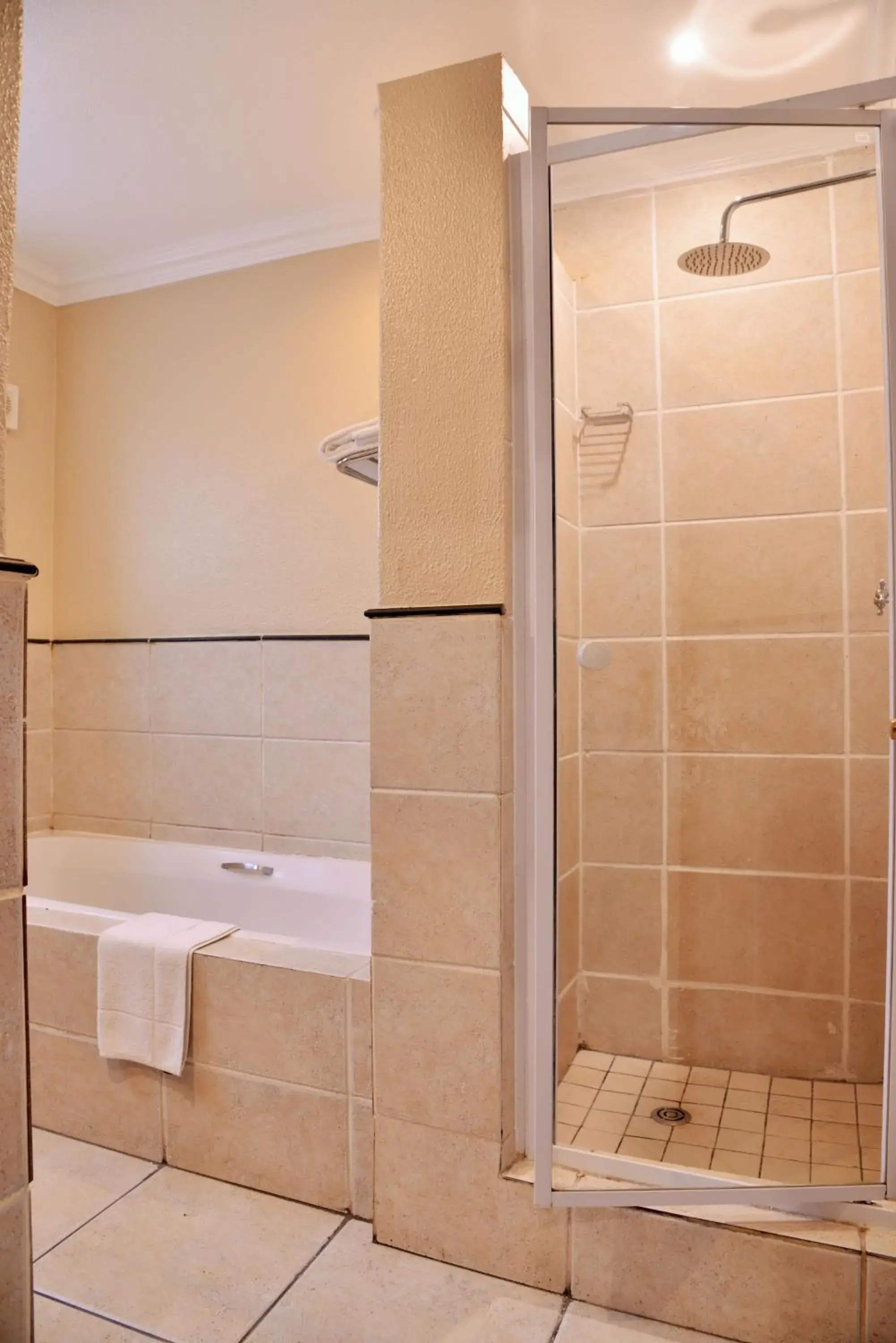 Bathroom in Birchwood Hotel and OR Tambo Conference Centre