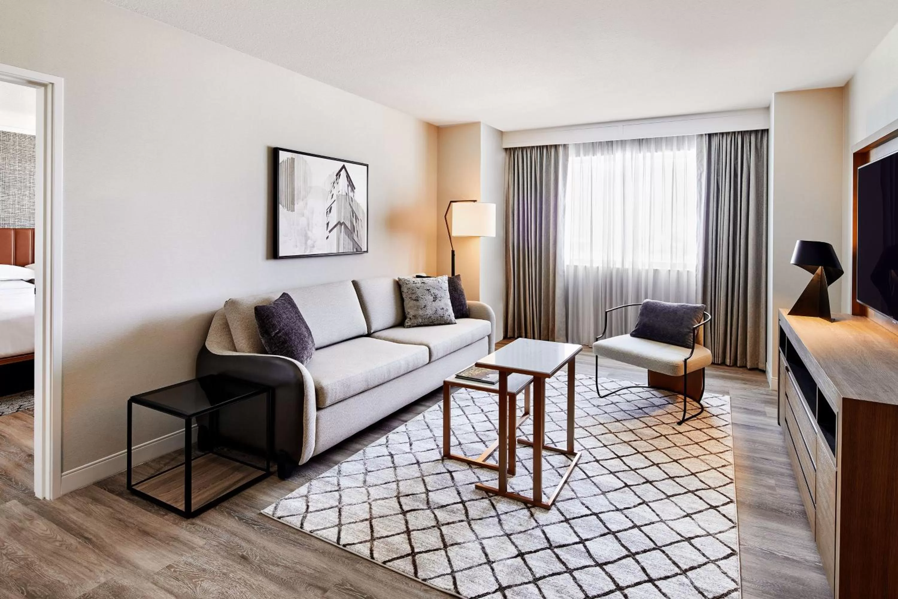 Living room, Bed in Sheraton Phoenix Downtown