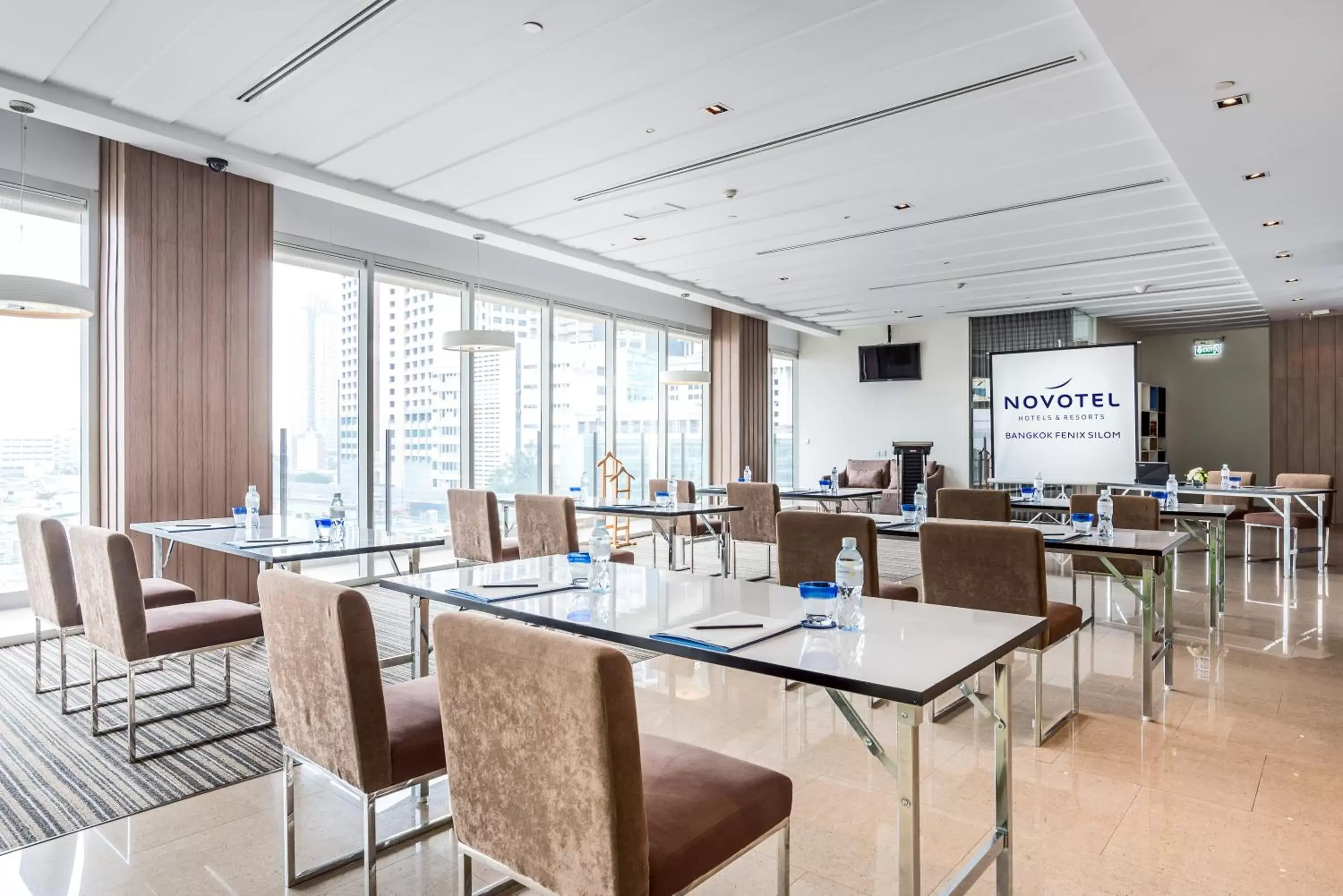 Banquet/Function facilities, Restaurant/Places to Eat in Novotel Bangkok Silom Road Hotel