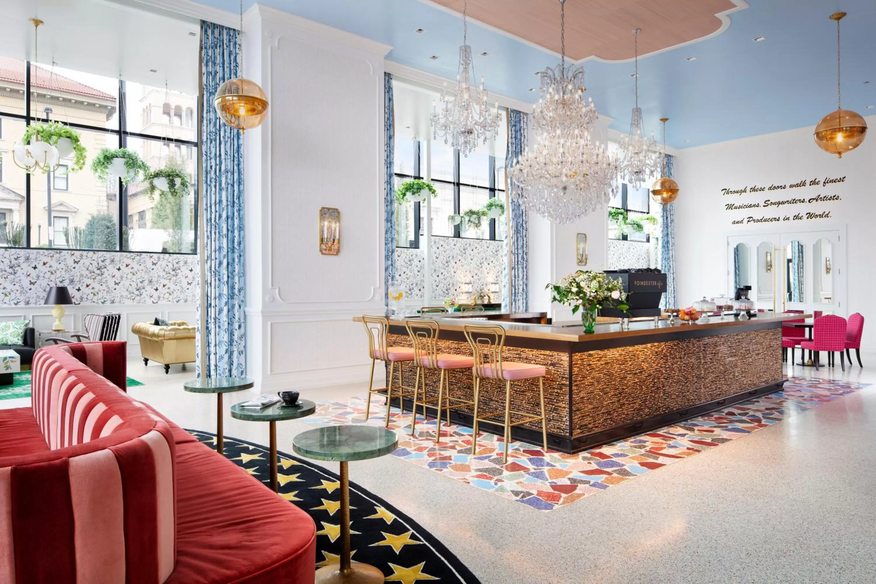 Lounge or bar in Graduate by Hilton Nashville