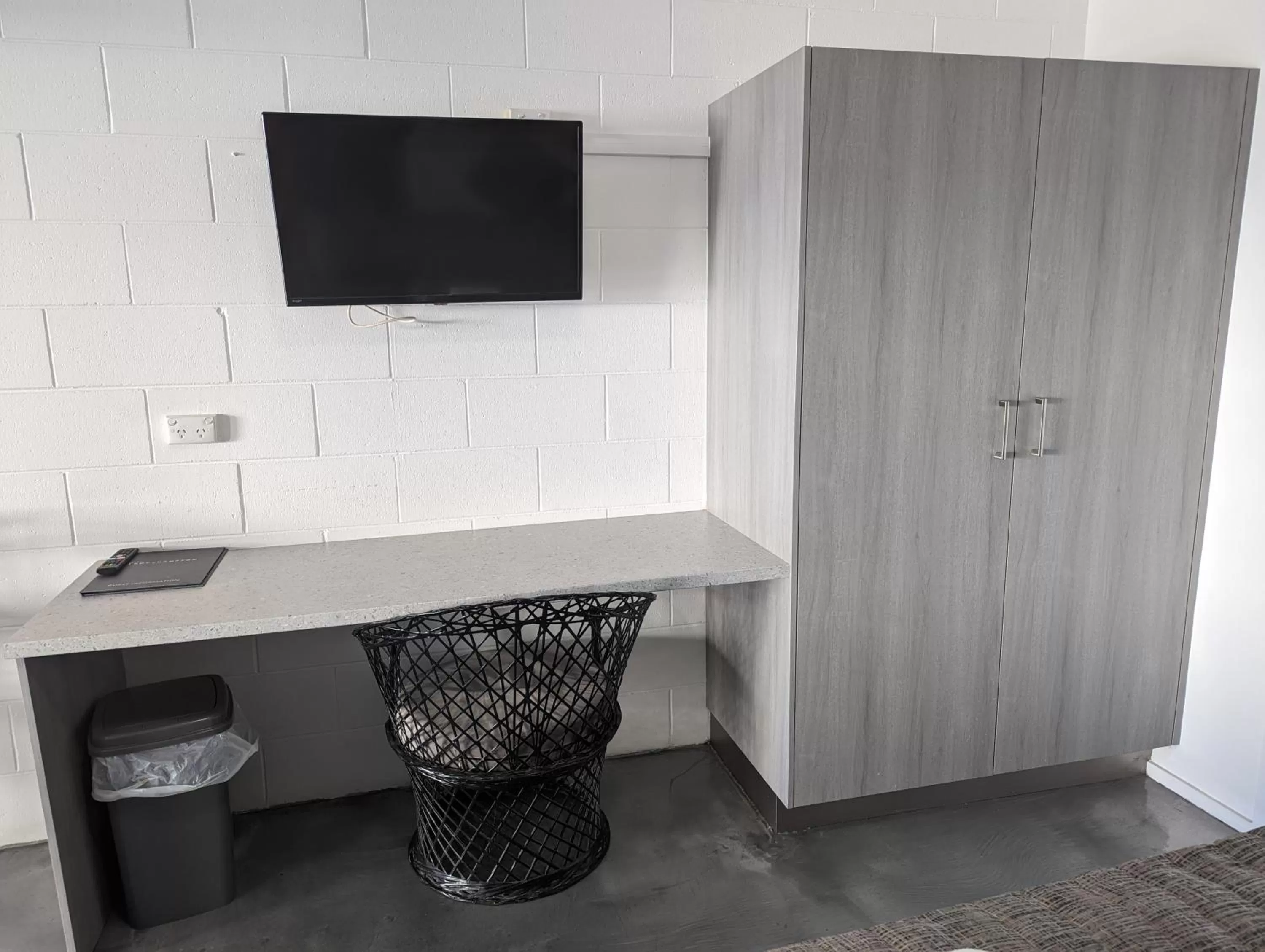 TV and multimedia in Y Motels Rockhampton