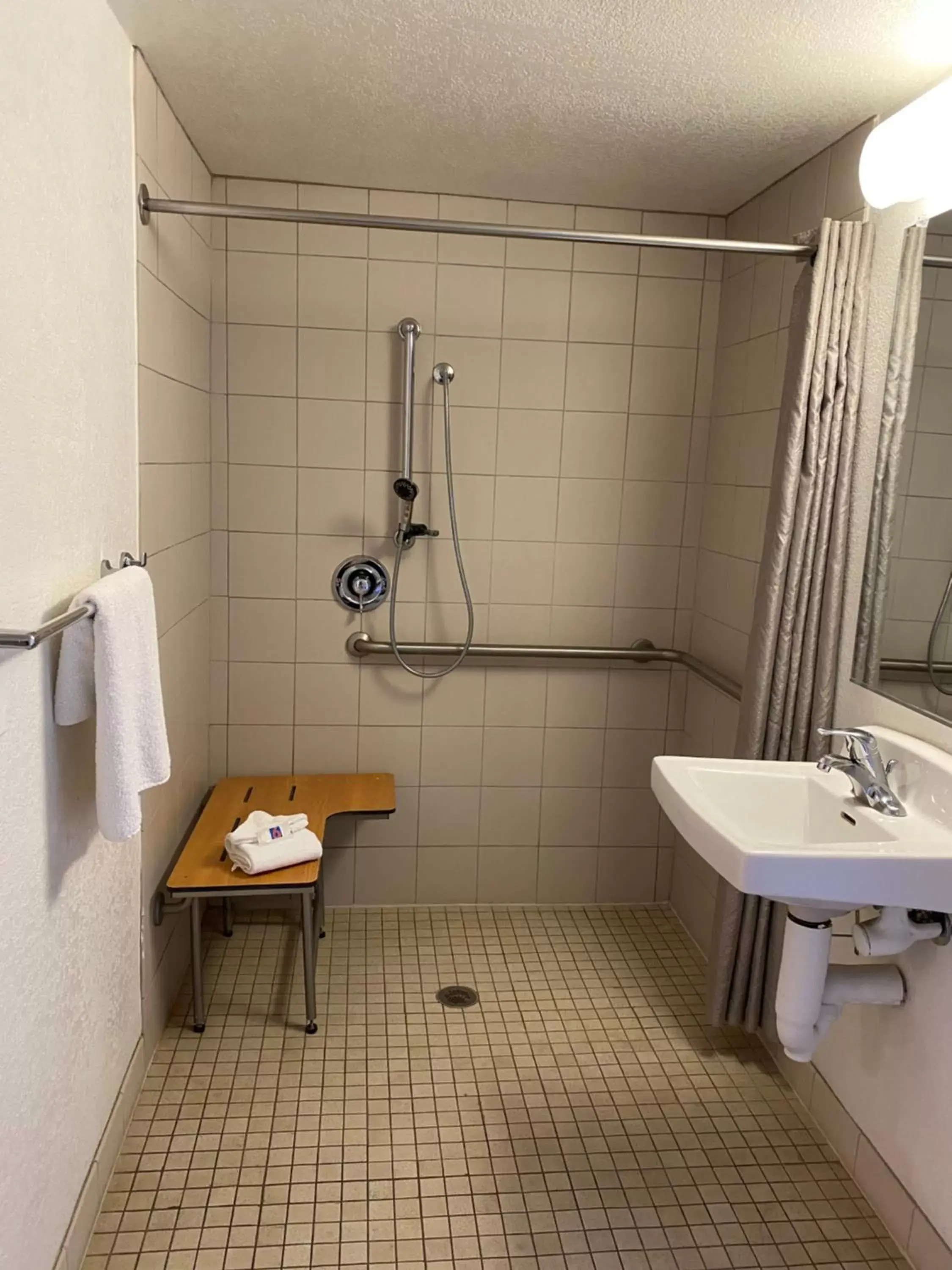 Bathroom in Motel 6-Flagstaff, AZ - West - Woodland Village