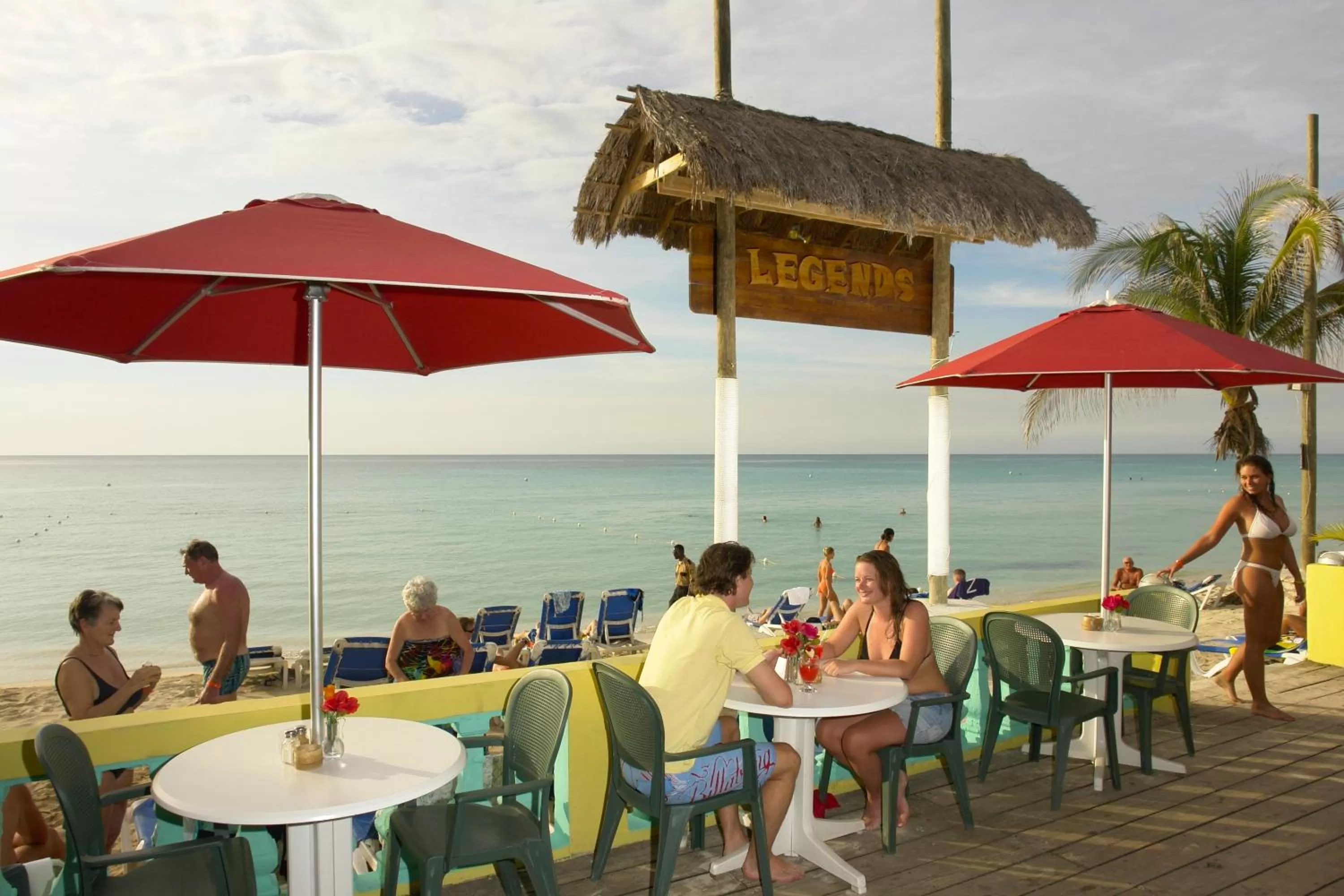 Restaurant/places to eat in Legends Beach Resort